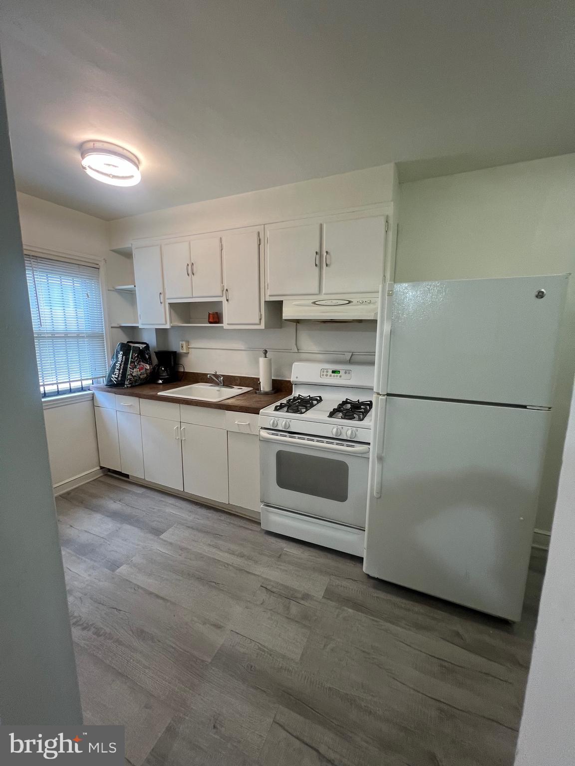 WEST OAK LANE - Residential