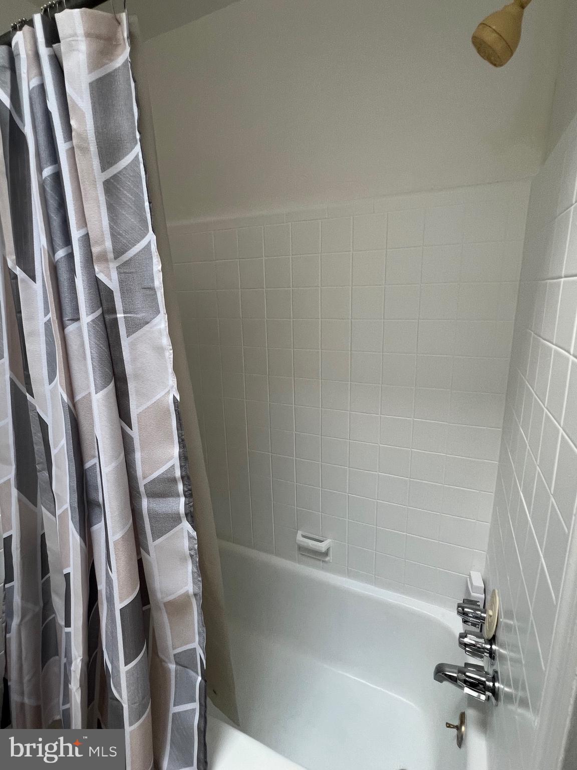 WEST OAK LANE - Residential