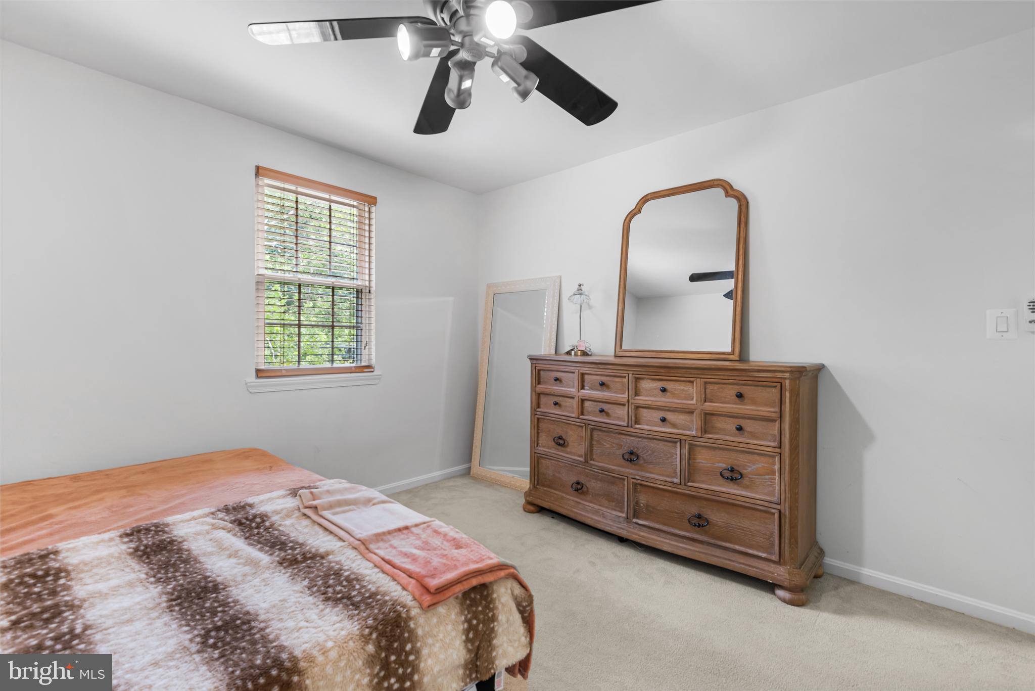 SEVERNA PARK - Residential Lease