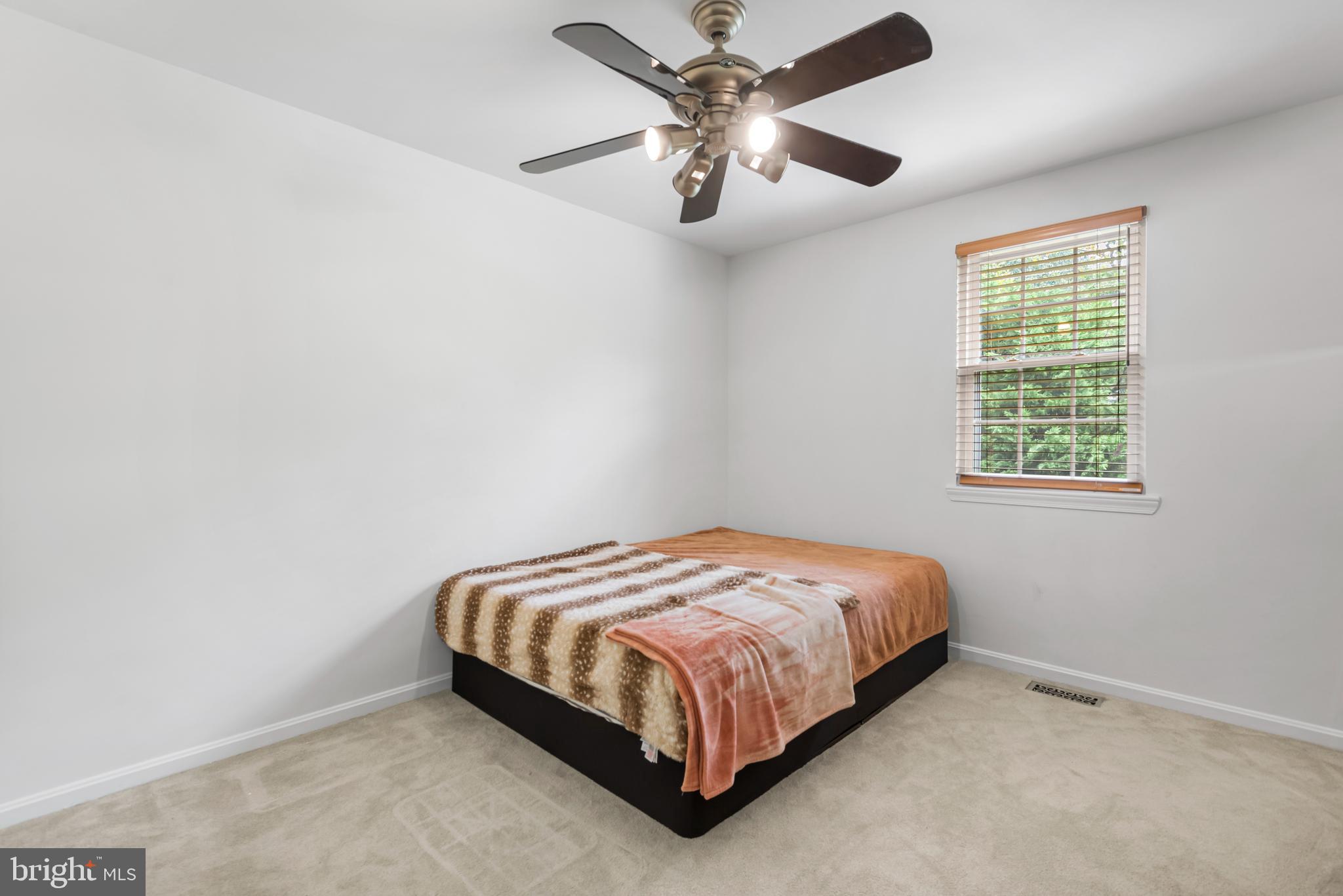 SEVERNA PARK - Residential Lease