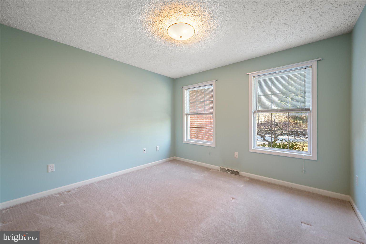 WESTSIDE STATION - Residential