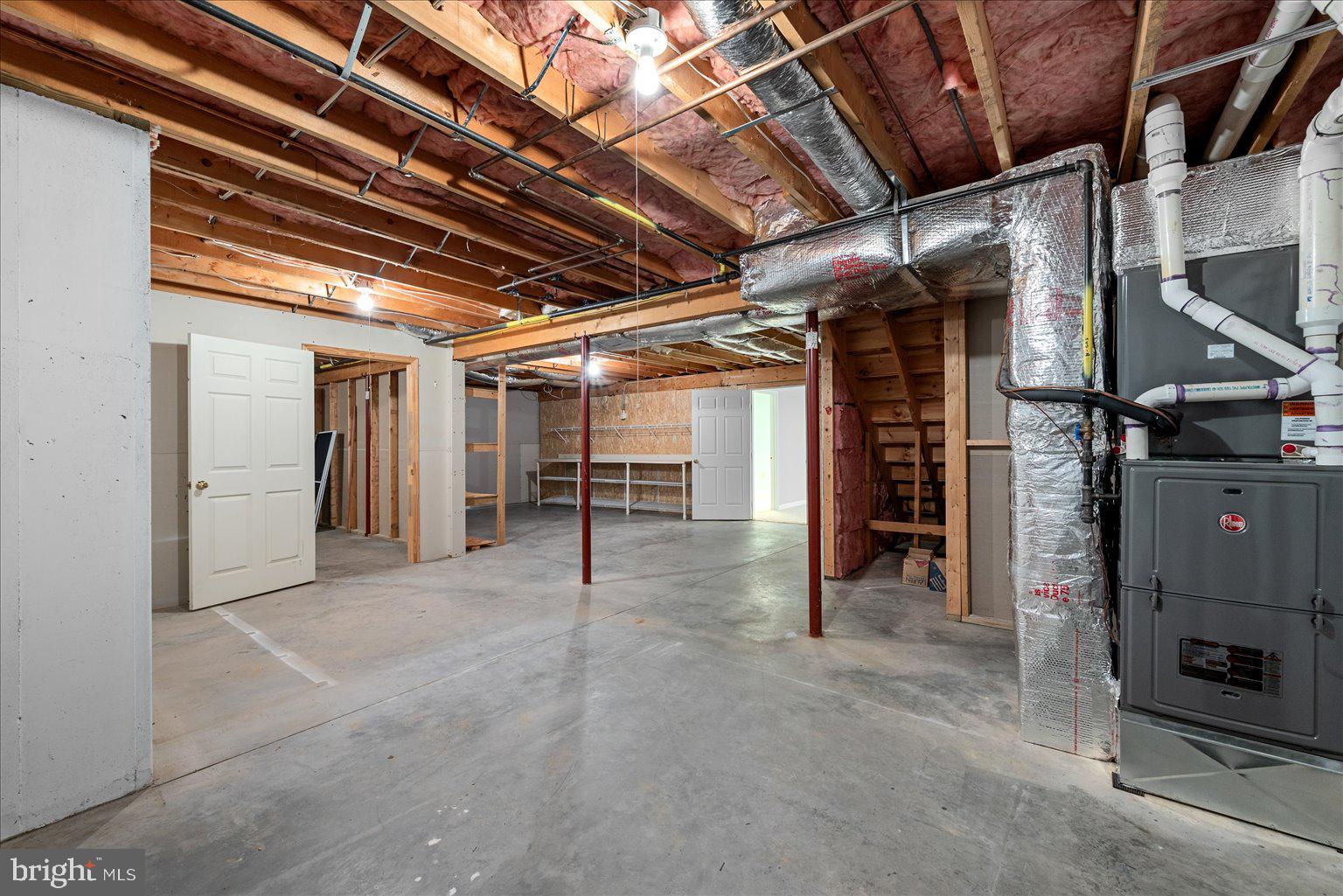 WESTSIDE STATION - Residential