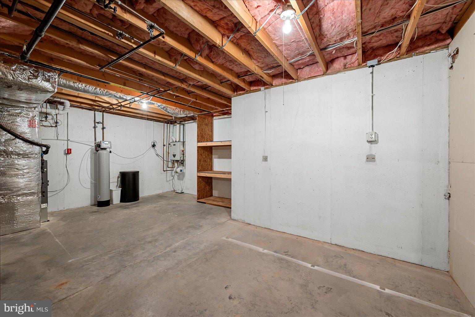 WESTSIDE STATION - Residential