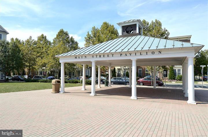 LAKELANDS - Residential Lease