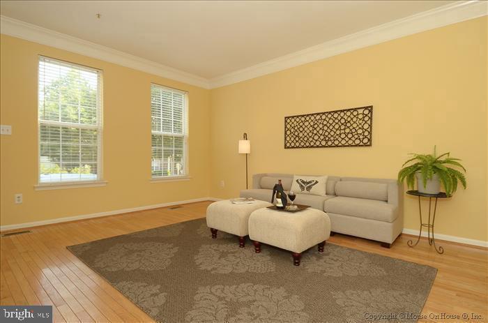 LAKELANDS - Residential Lease