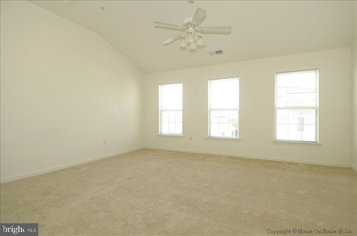 LAKELANDS - Residential Lease