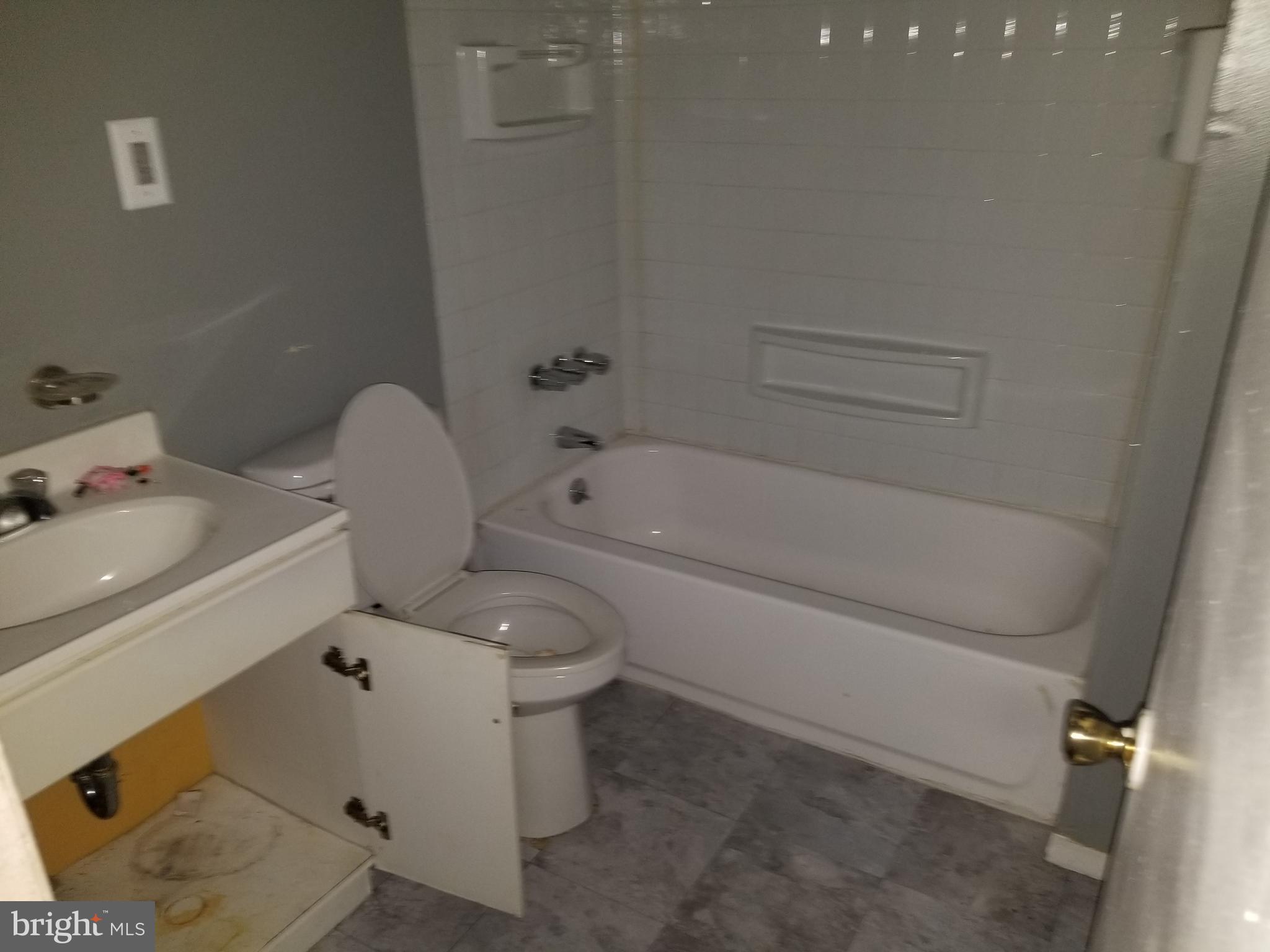 FRANKLIN SQUARE HISTORIC DISTRICT - Residential