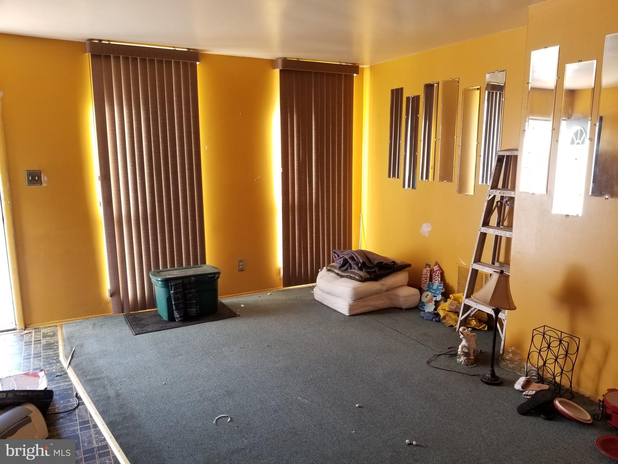 FRANKLIN SQUARE HISTORIC DISTRICT - Residential