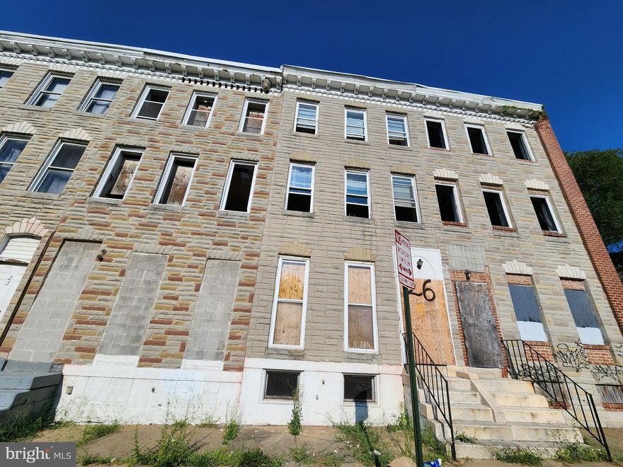 HOUSING AUTHORITY OF BALTIMORE ONLINE AUCTION: Bidding begins 9/18/2023 @ 10:00 AM. Bidding ends 9/21/2023 @ 11:00 AM. List Price is Suggested Opening Bid. Deposit to Increase to 10% of the Purchase Price within 48 Hours. Deposit: $5000. Deposit to Increase to 10% of the Purchase Price within 48 Hours. 3.5% Buyers Premium or $750, whichever is greater, will be added to high bid.

3 Story Townhouse located in the Franklin Square area in Baltimore City. 
MINUTES to Grace Medical Center, Westside Shopping Center, Carroll Park,-
Carroll Park Golf Course. 
Easy Access to Major Traffic Artery Baltimore St.
Property is Vacant.
