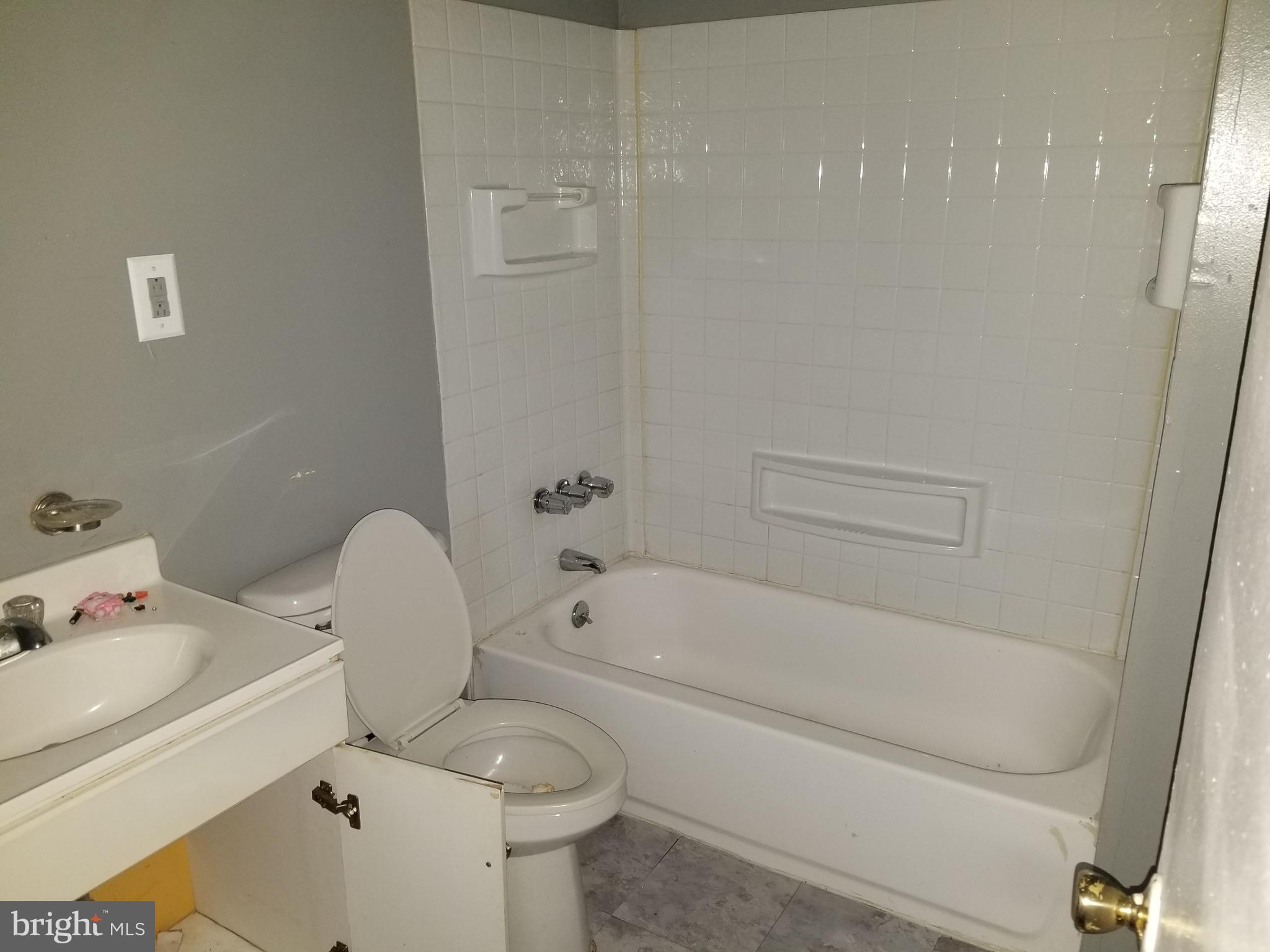 FRANKLIN SQUARE HISTORIC DISTRICT - Residential