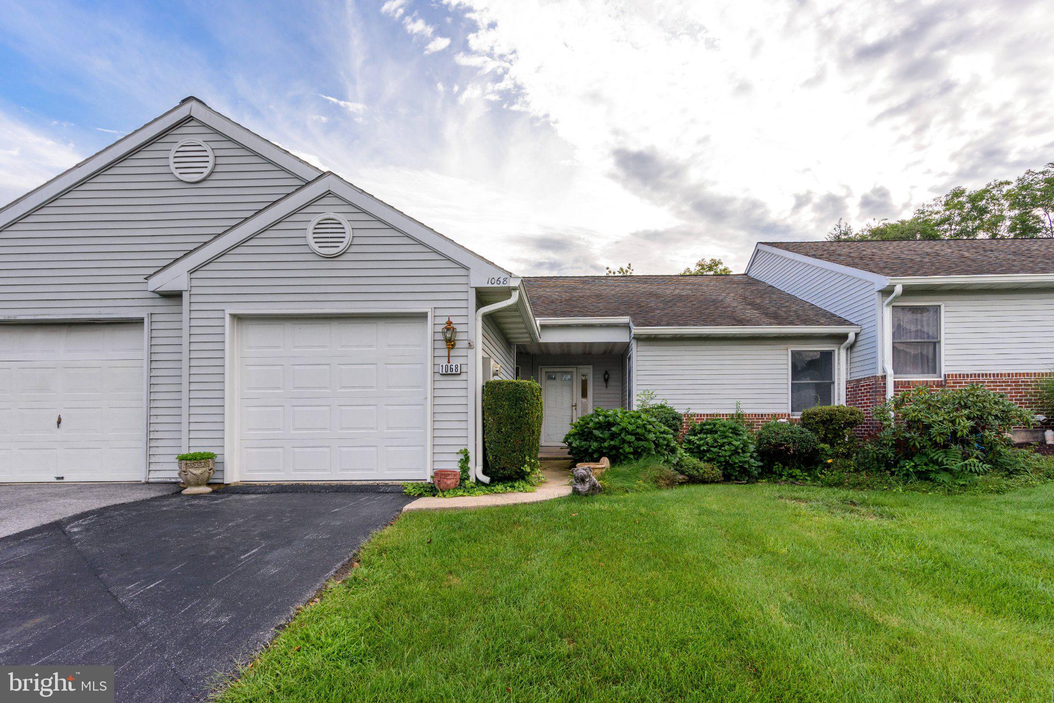 1068 COUNTRY HILL DRIVE