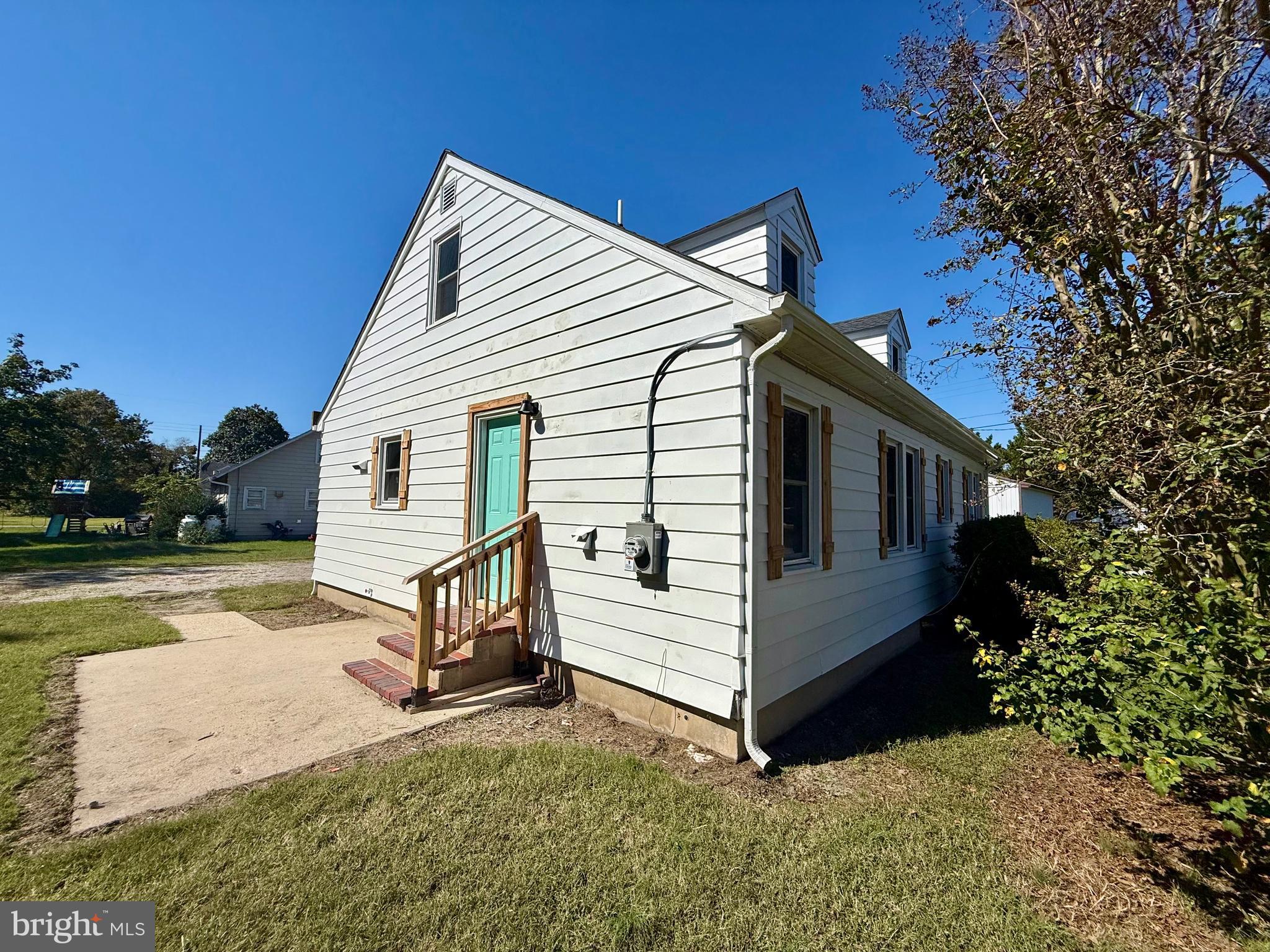 605 4TH STREET