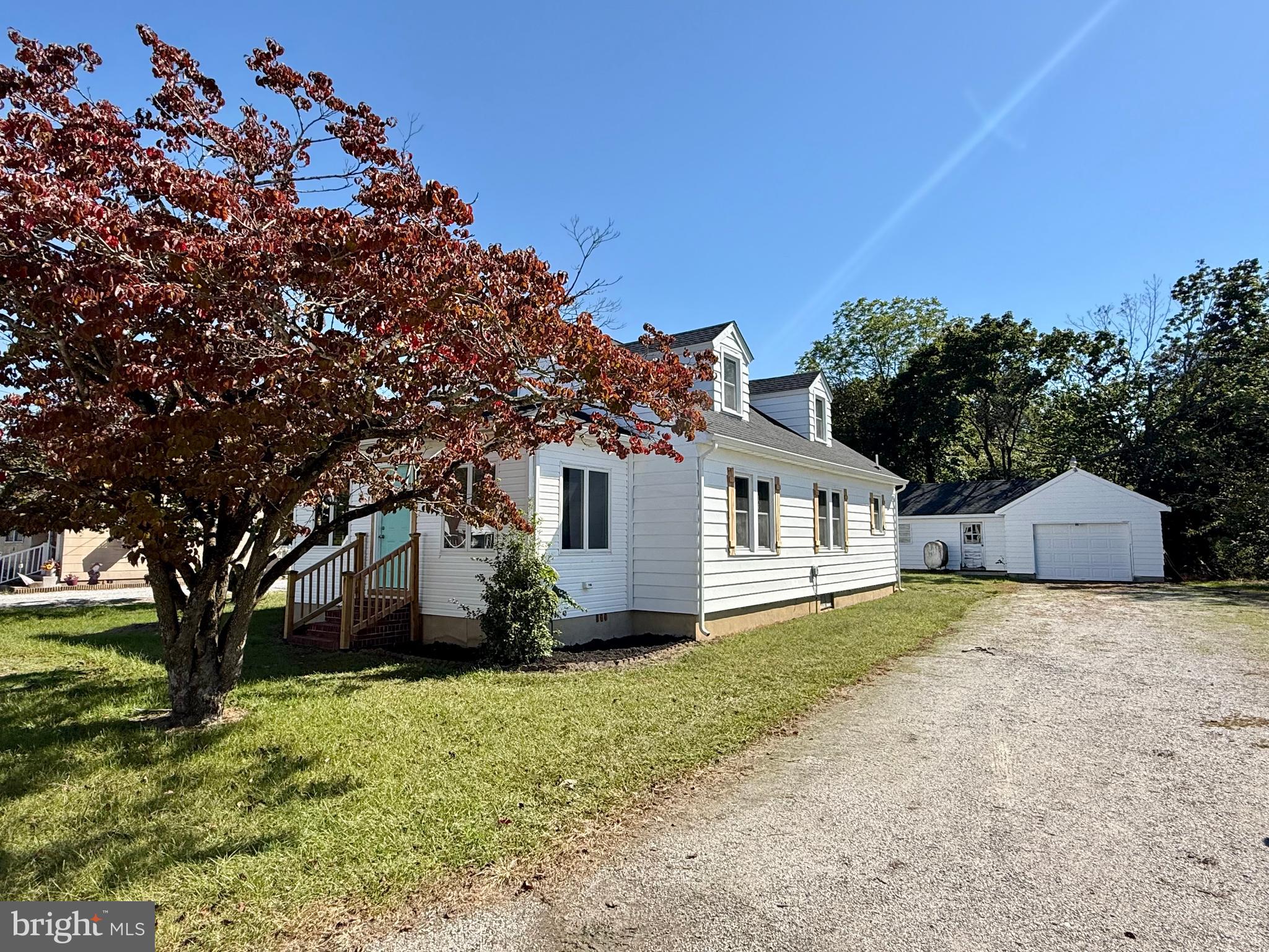 605 4TH STREET