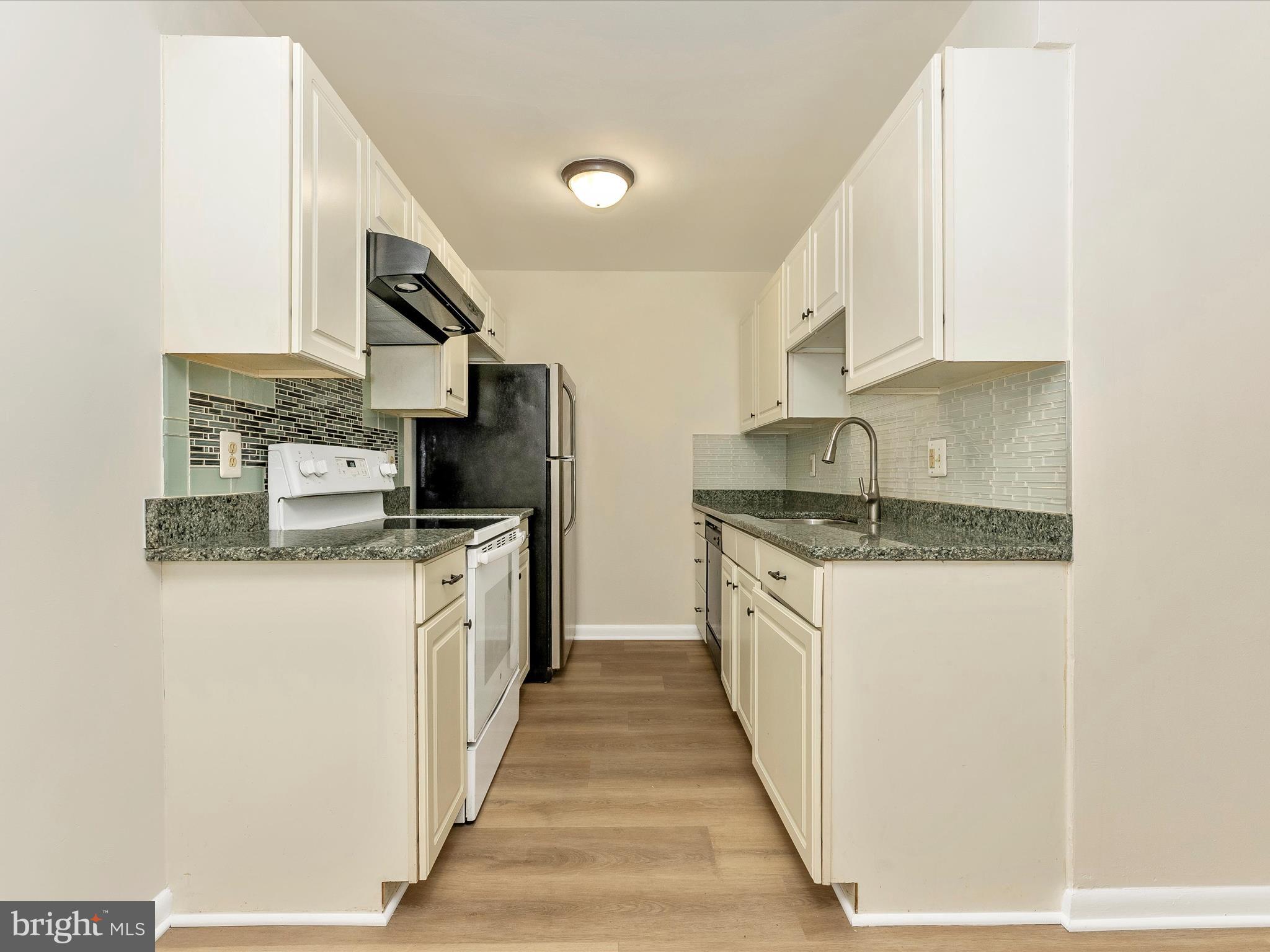 CRESTWOOD VILLAGE - Residential