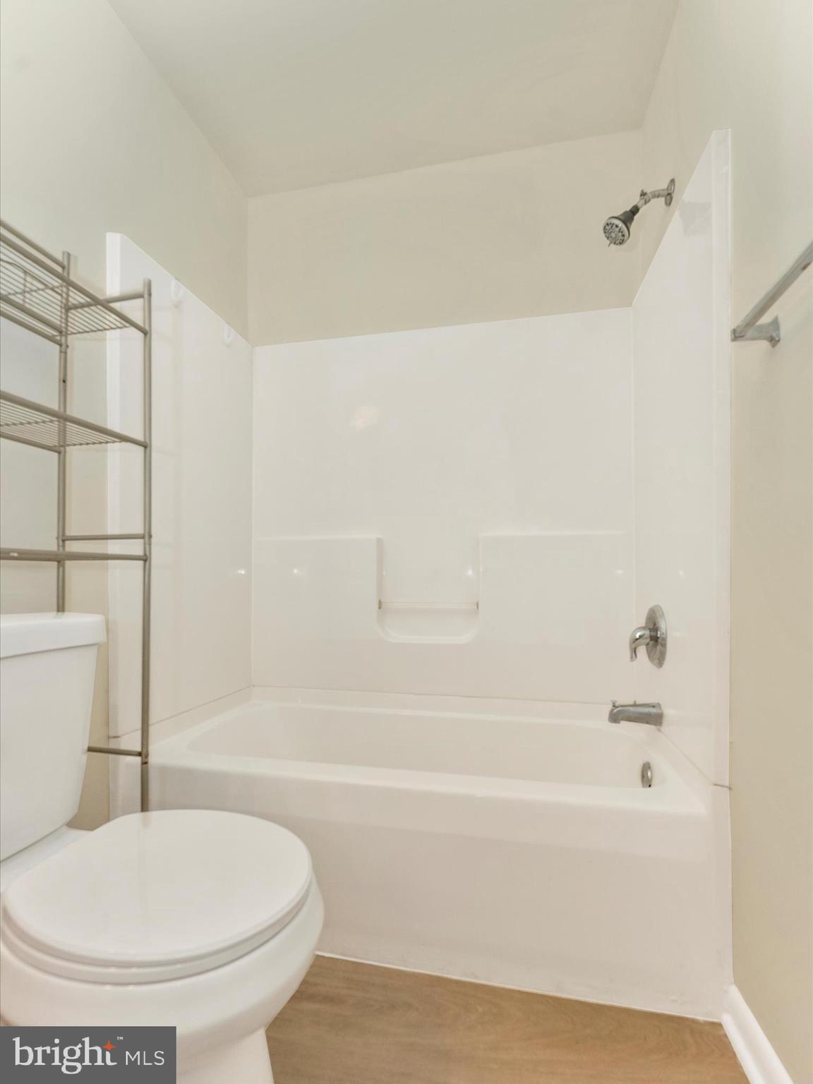 CRESTWOOD VILLAGE - Residential