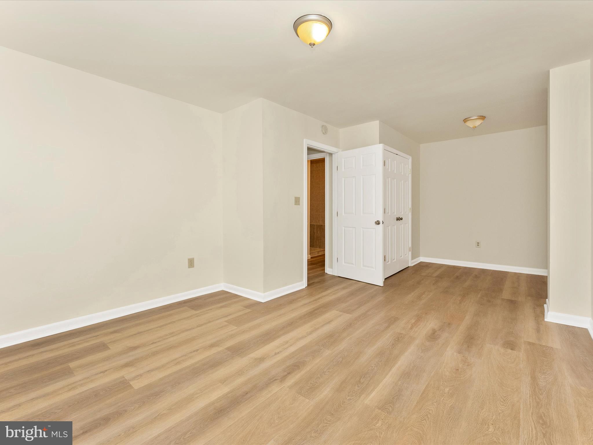 CRESTWOOD VILLAGE - Residential