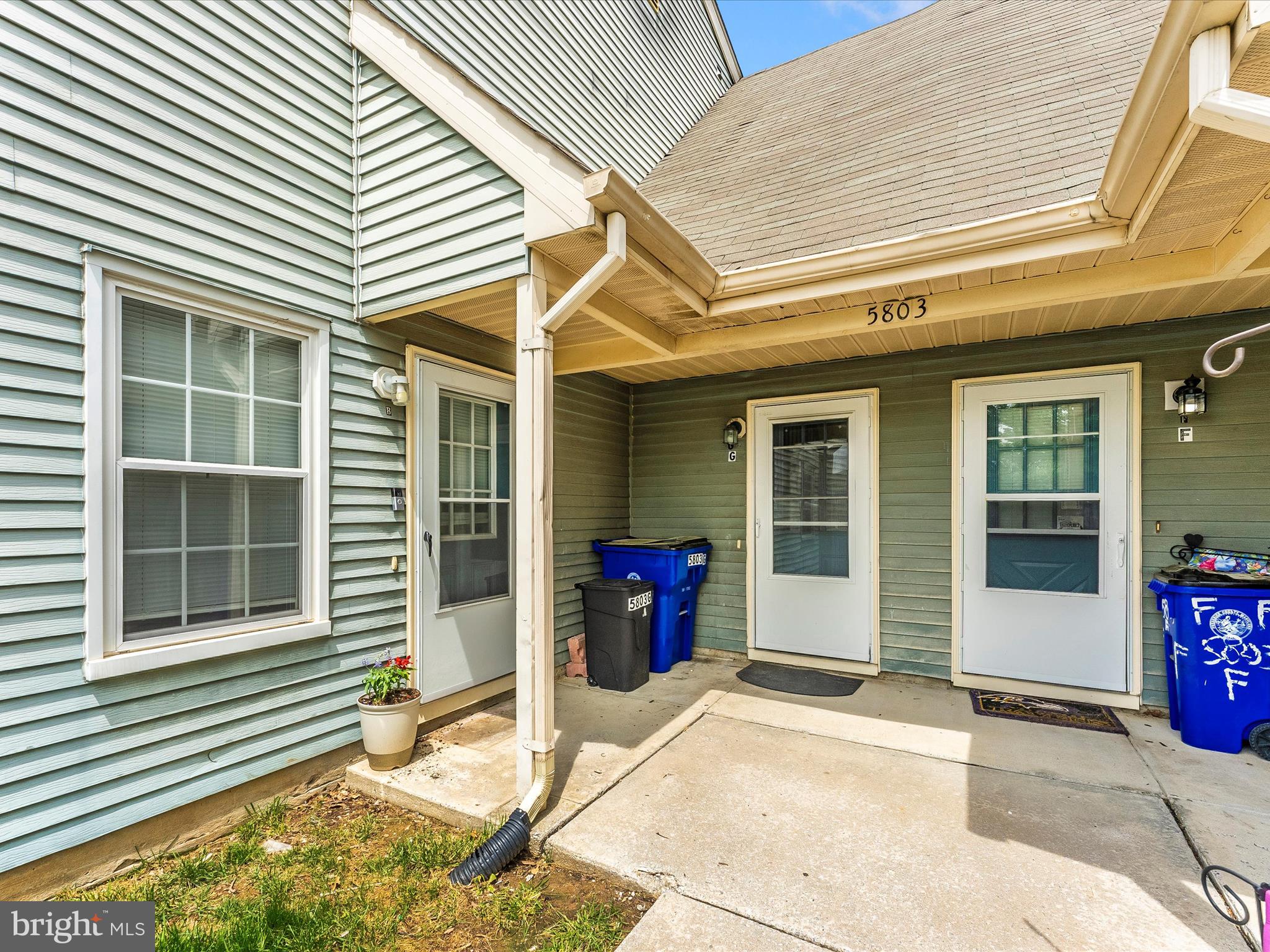 CRESTWOOD VILLAGE - Residential