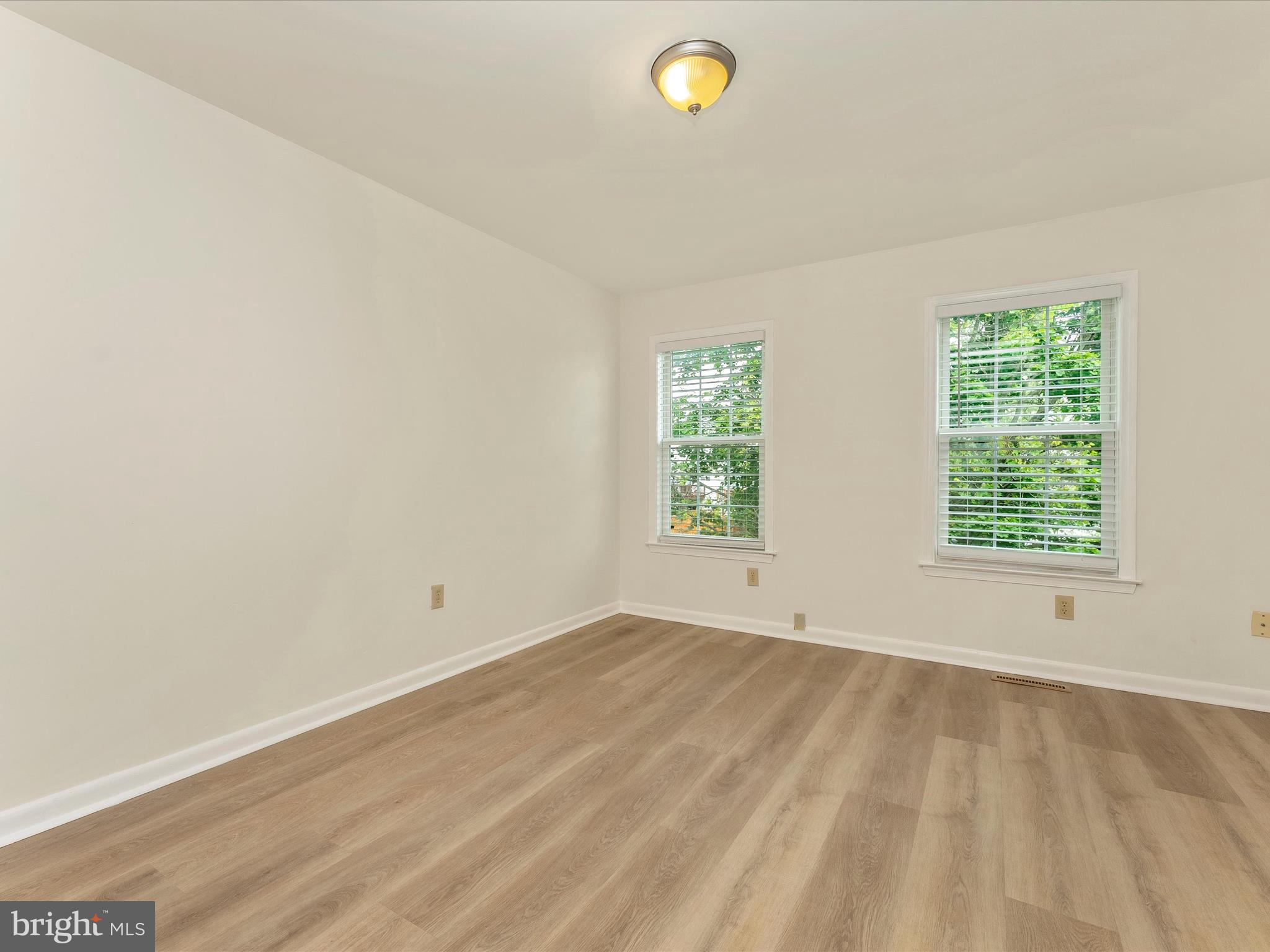 CRESTWOOD VILLAGE - Residential