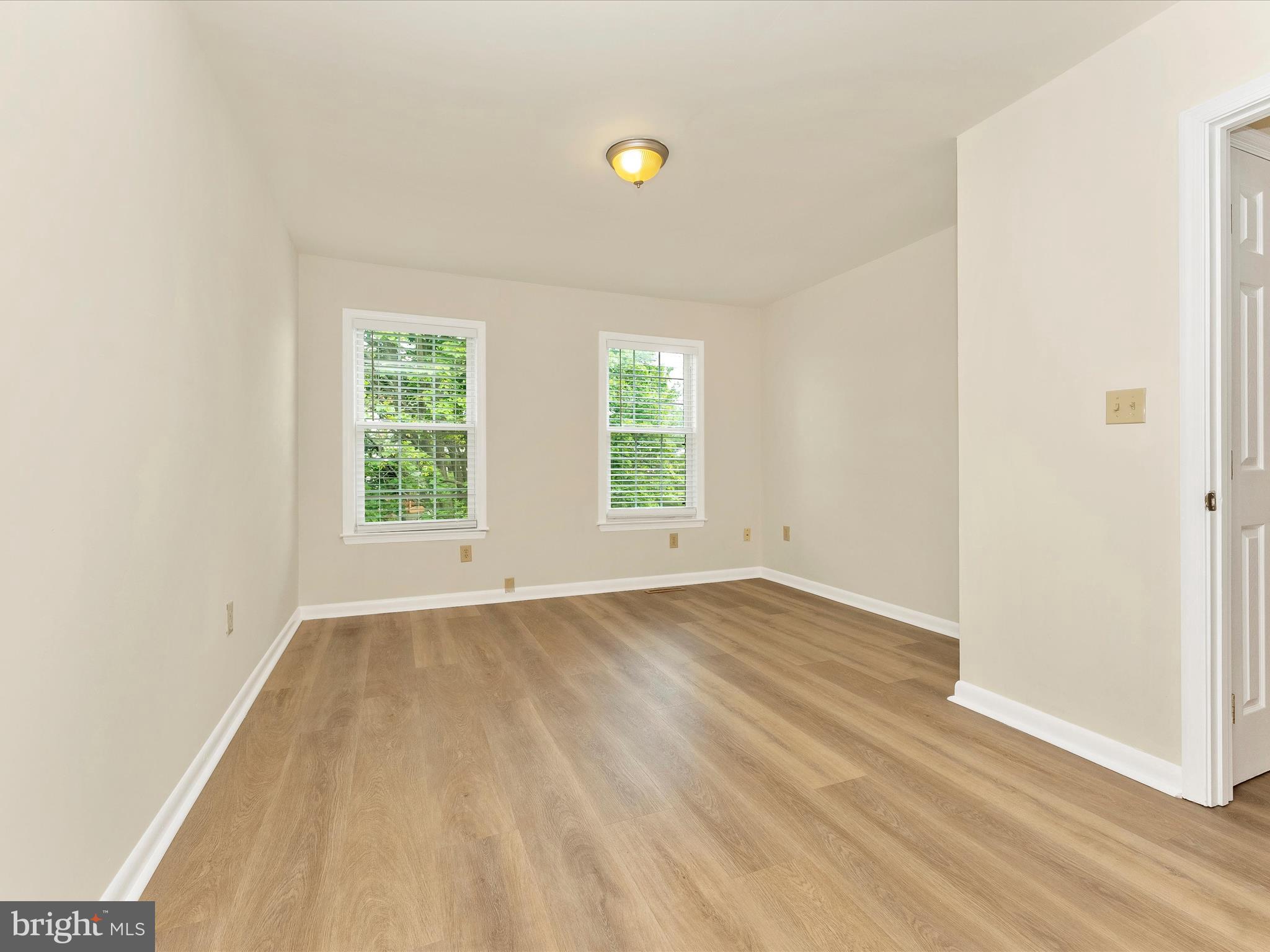 CRESTWOOD VILLAGE - Residential