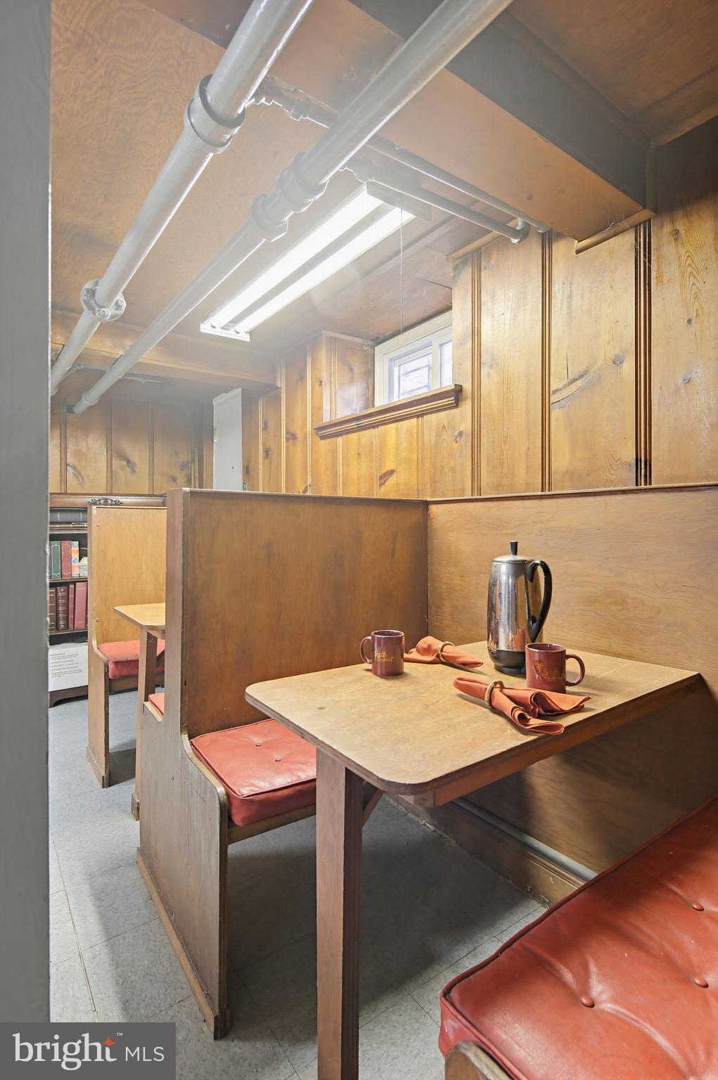 HUNTING RIDGE HISTORIC DISTRICT - Residential