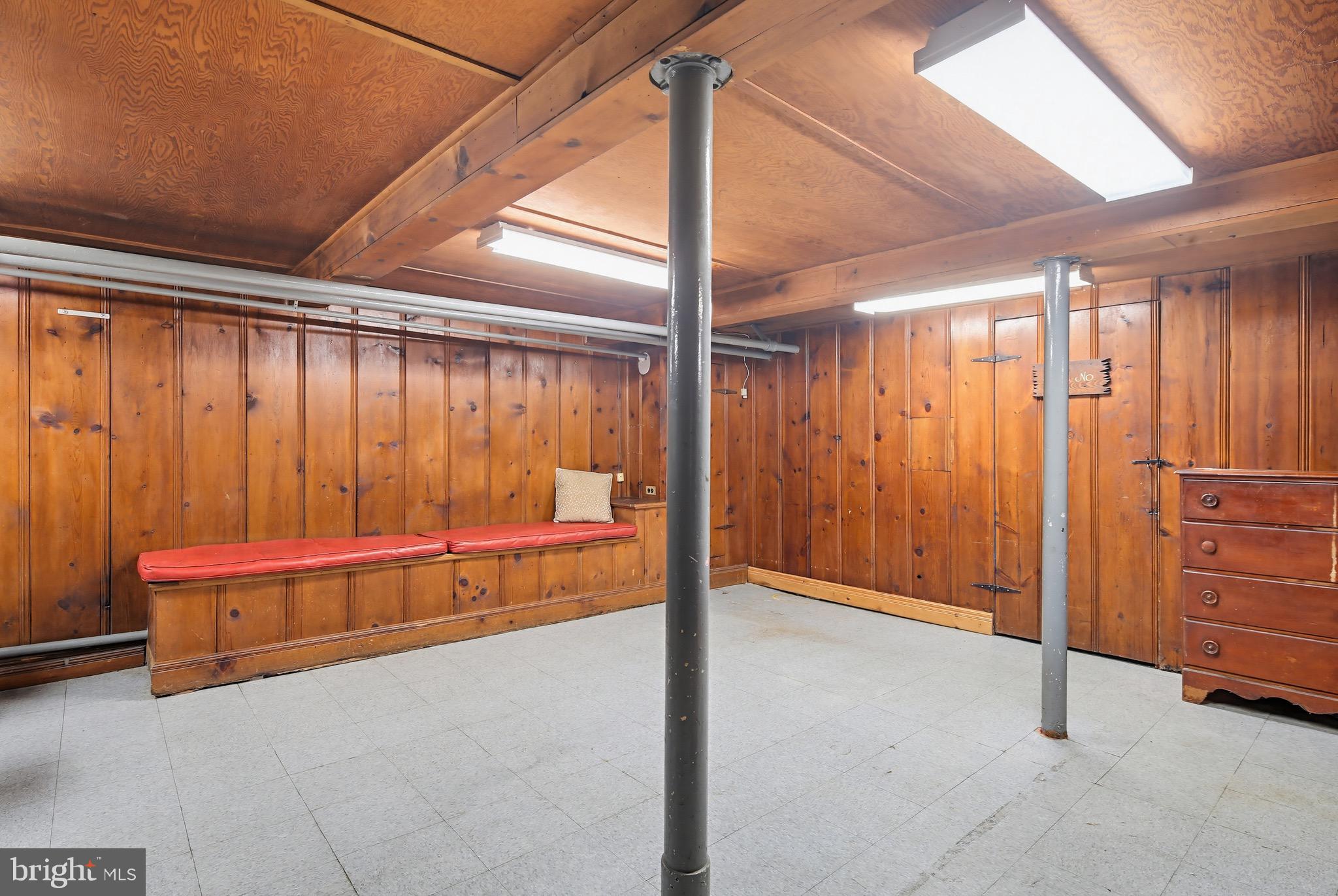 HUNTING RIDGE HISTORIC DISTRICT - Residential