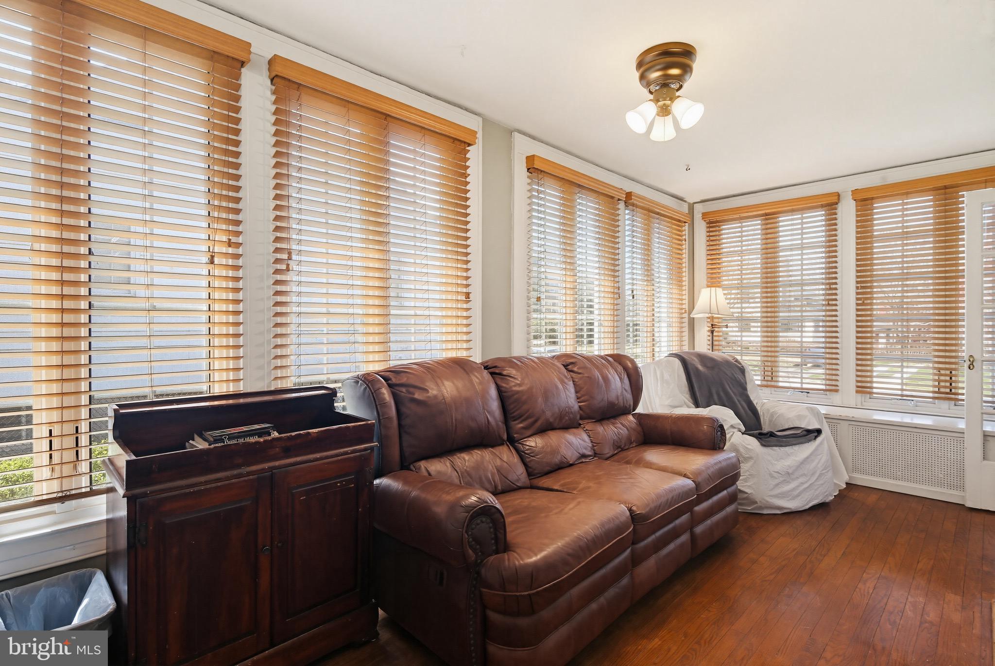 HUNTING RIDGE HISTORIC DISTRICT - Residential