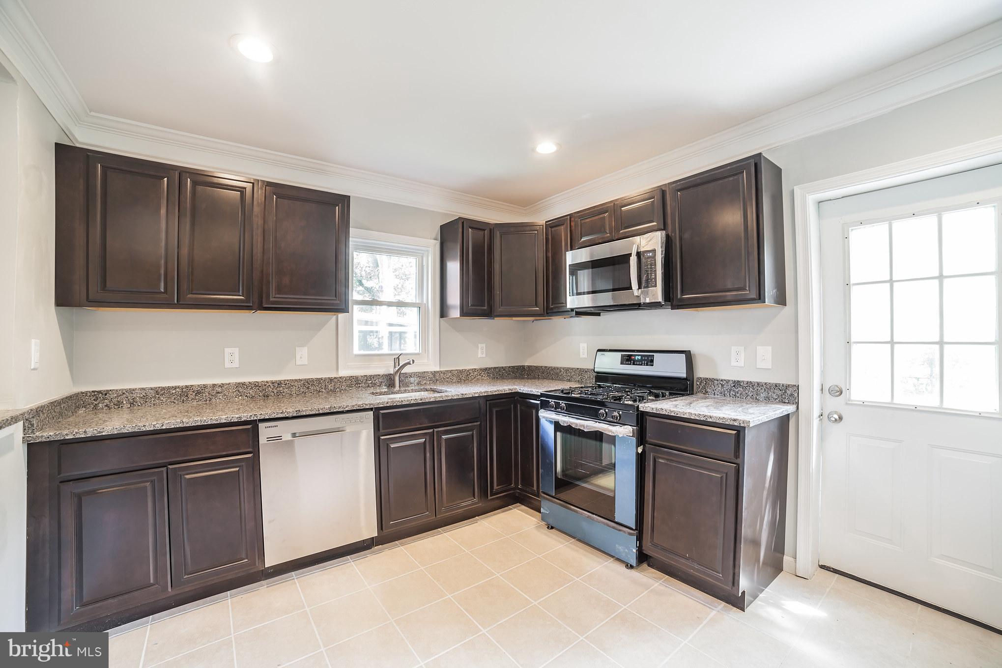 GLEN GARDENS - Residential