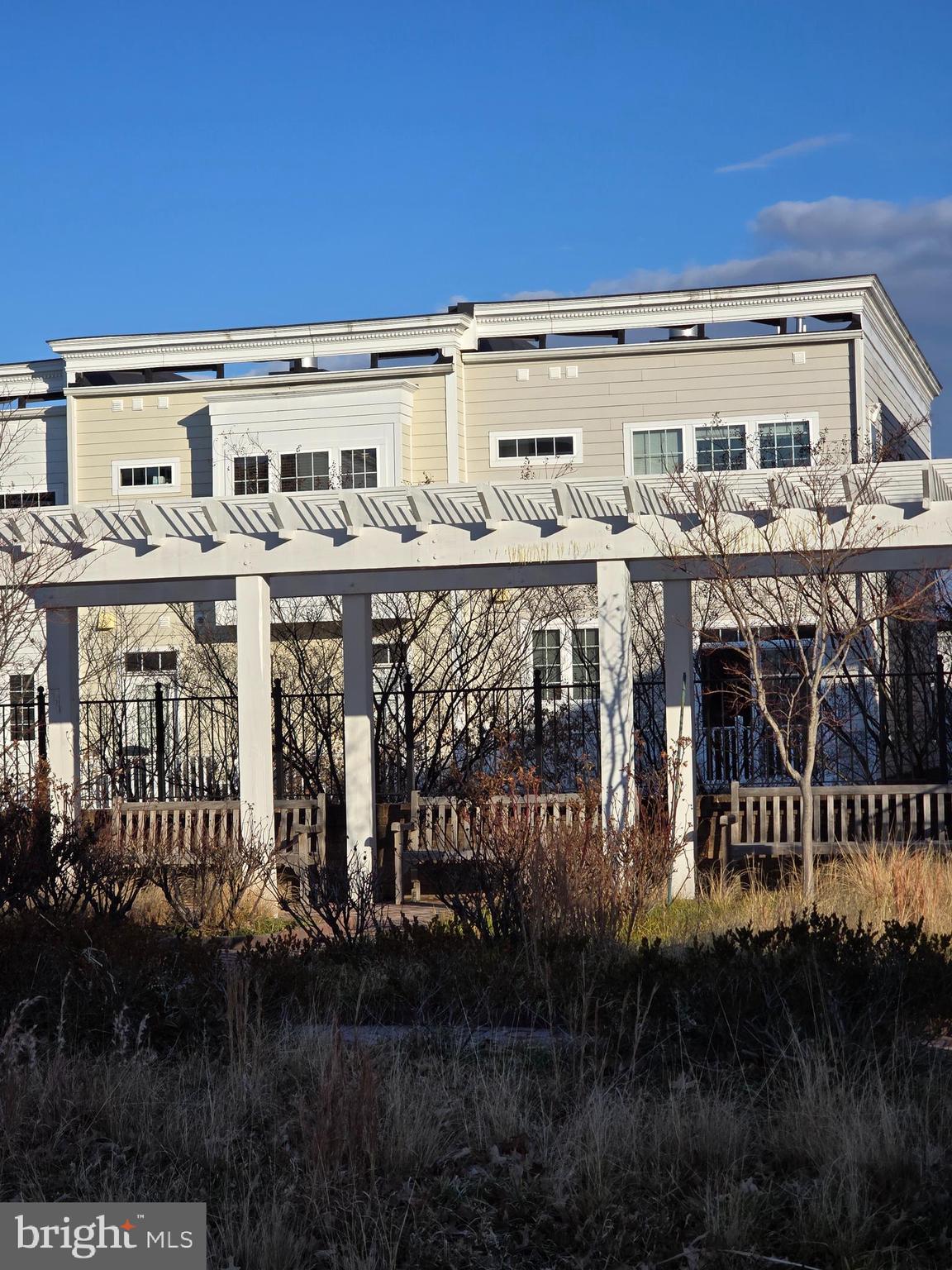 LEESBOROUGH - Residential