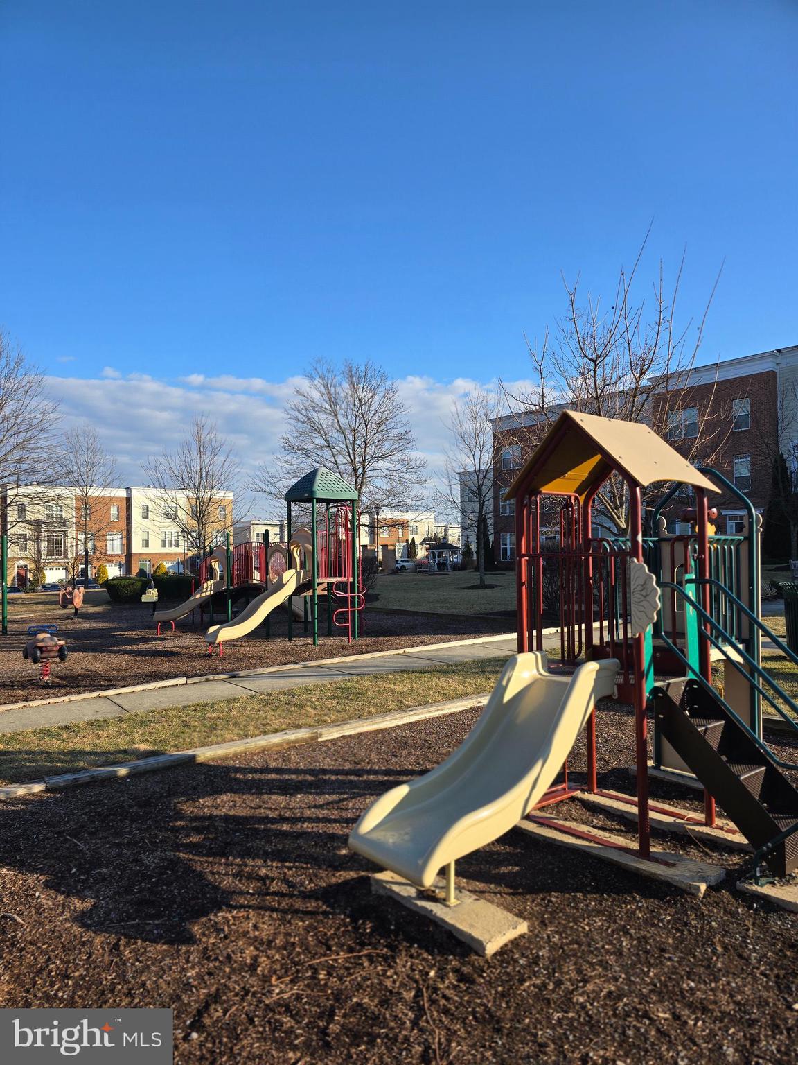 LEESBOROUGH - Residential