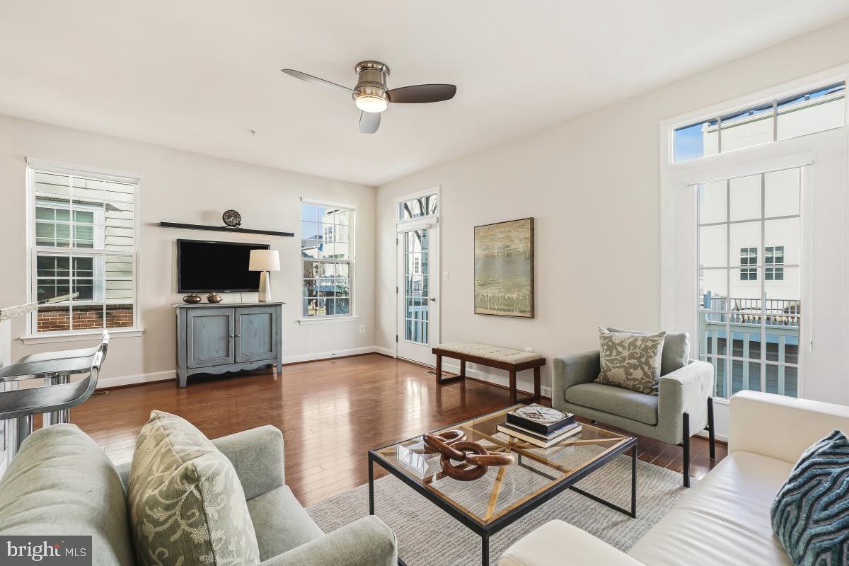 LEESBOROUGH - Residential