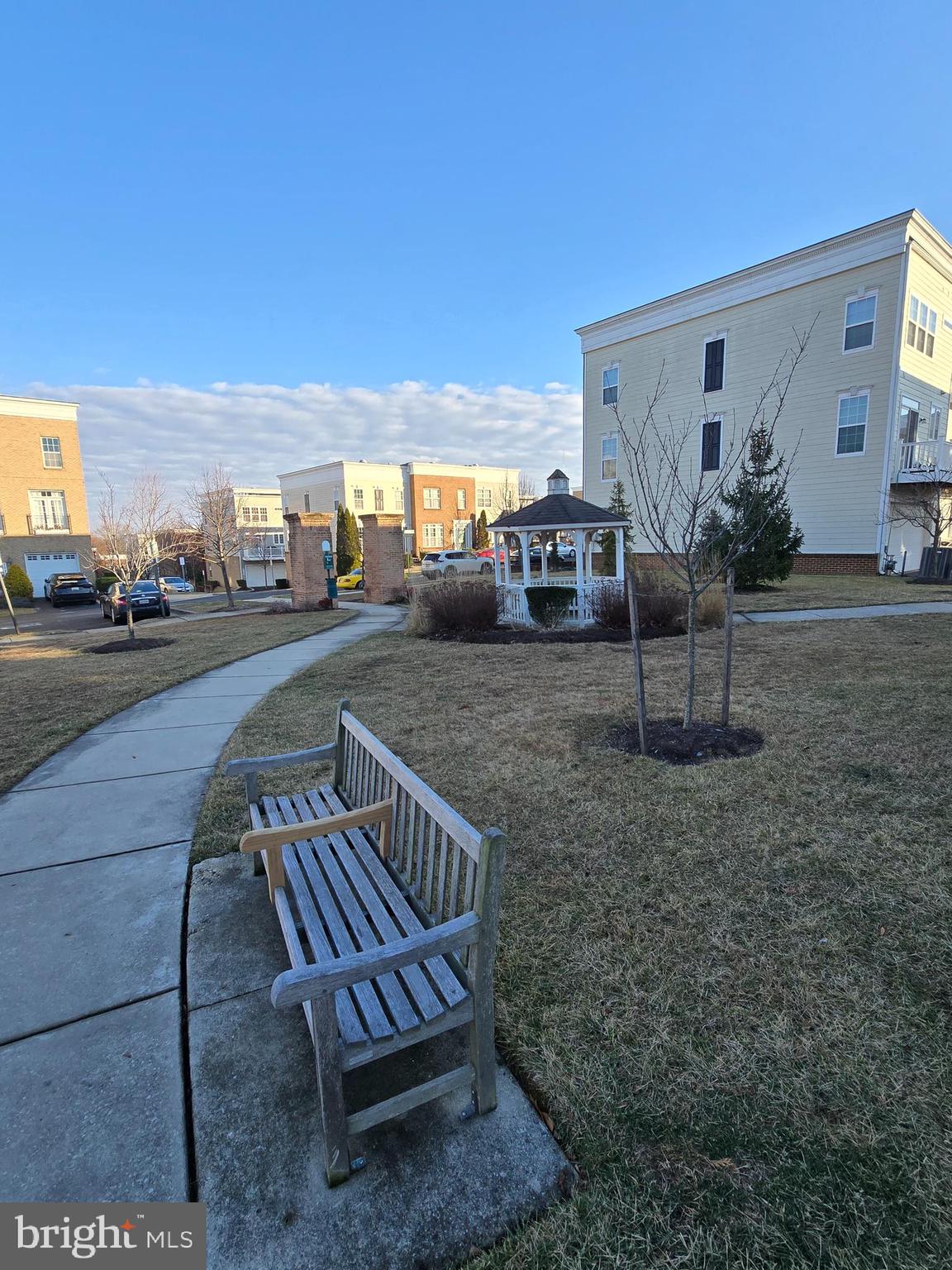 LEESBOROUGH - Residential