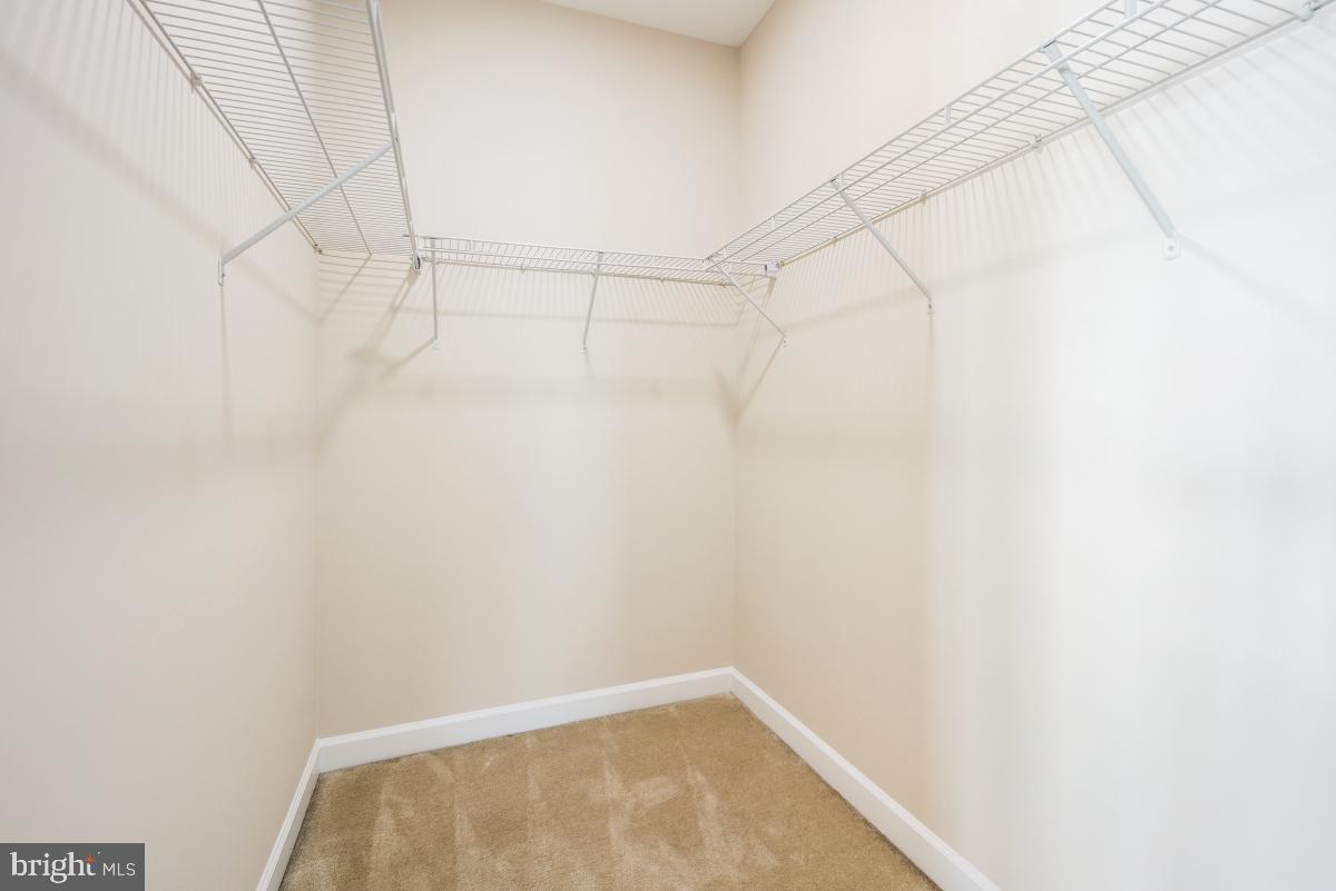 LEESBOROUGH - Residential