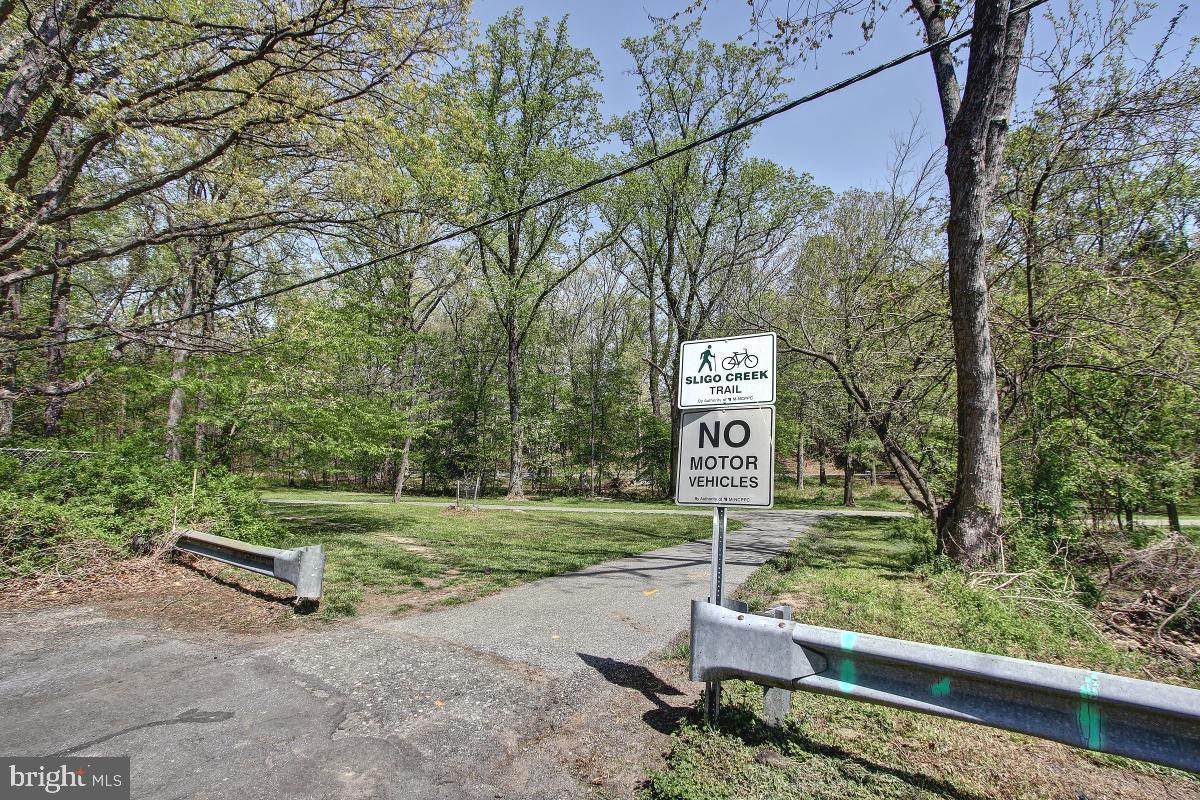 LEESBOROUGH - Residential