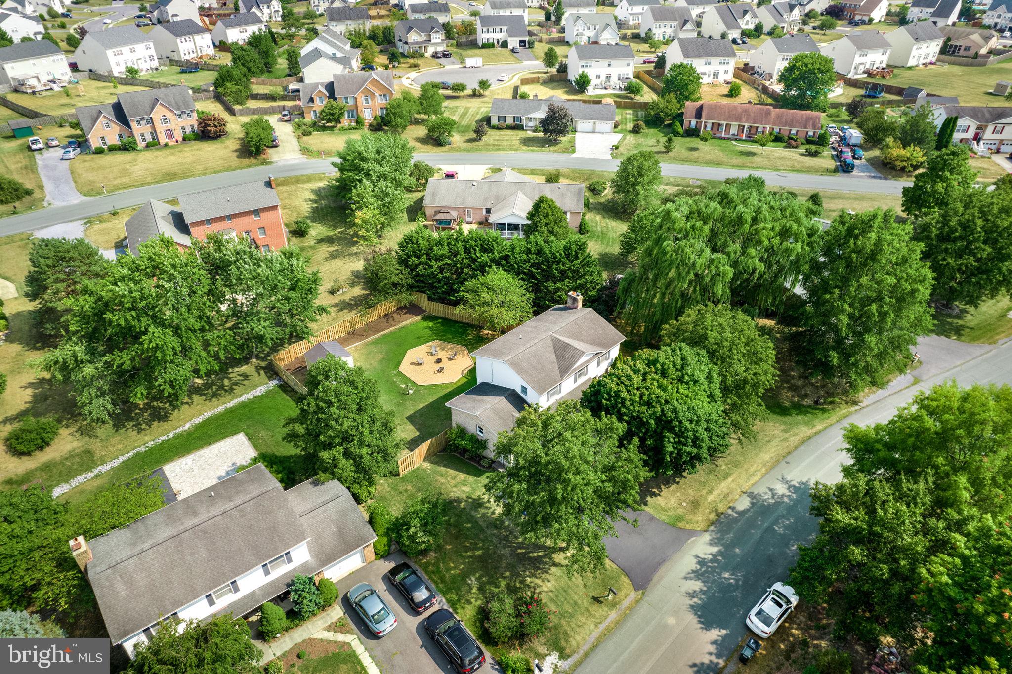 WAKELAND MANOR - Residential