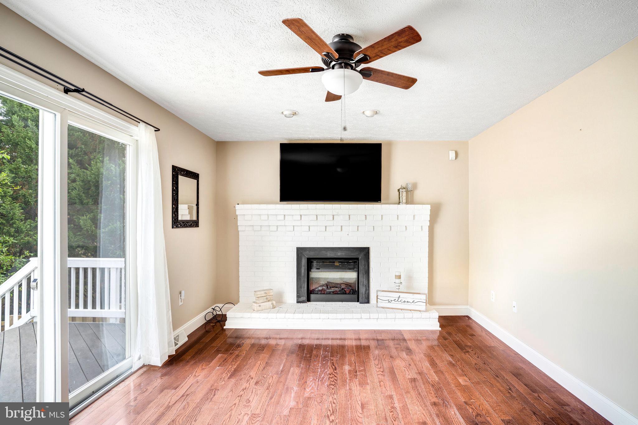 WAKELAND MANOR - Residential