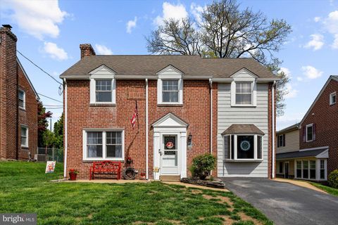 404 LINCOLN AVENUE HAVERTOWN PA 19083