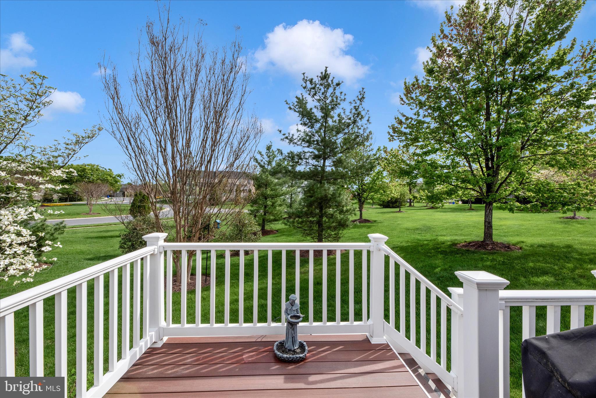 SIGNATURE CLUB AT GREENVIEW - Residential