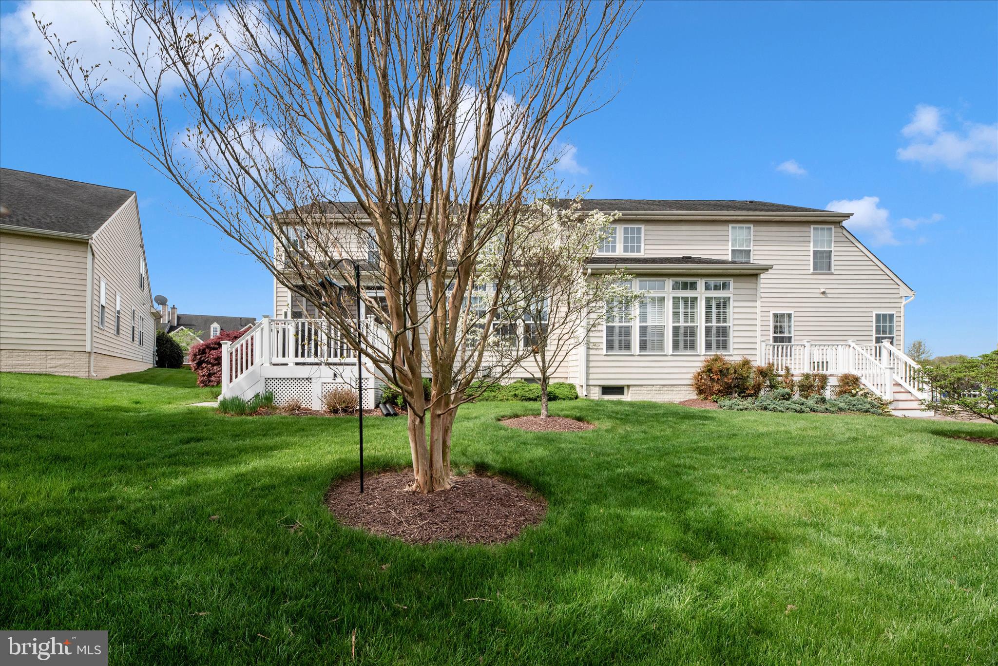 SIGNATURE CLUB AT GREENVIEW - Residential