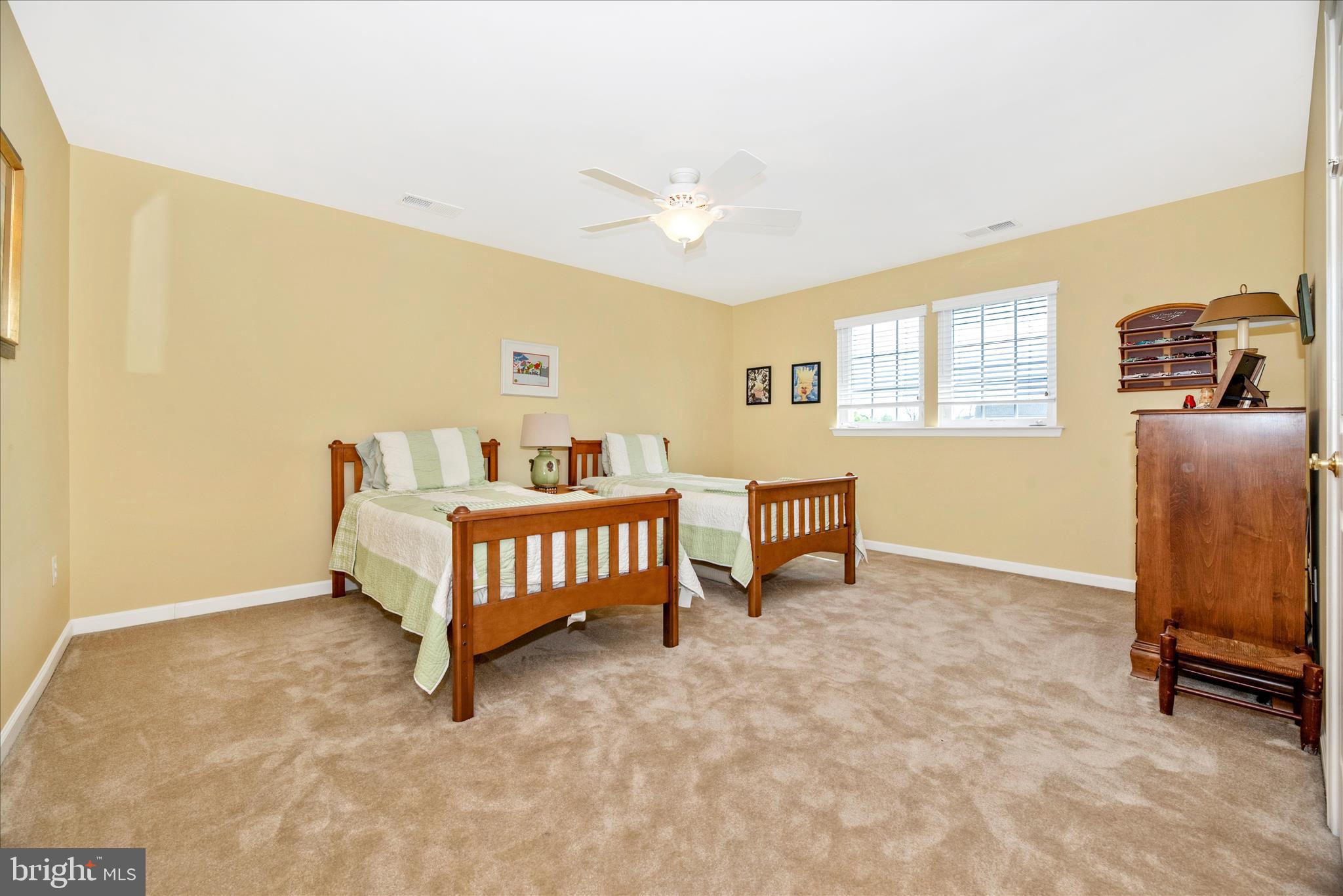 SIGNATURE CLUB AT GREENVIEW - Residential