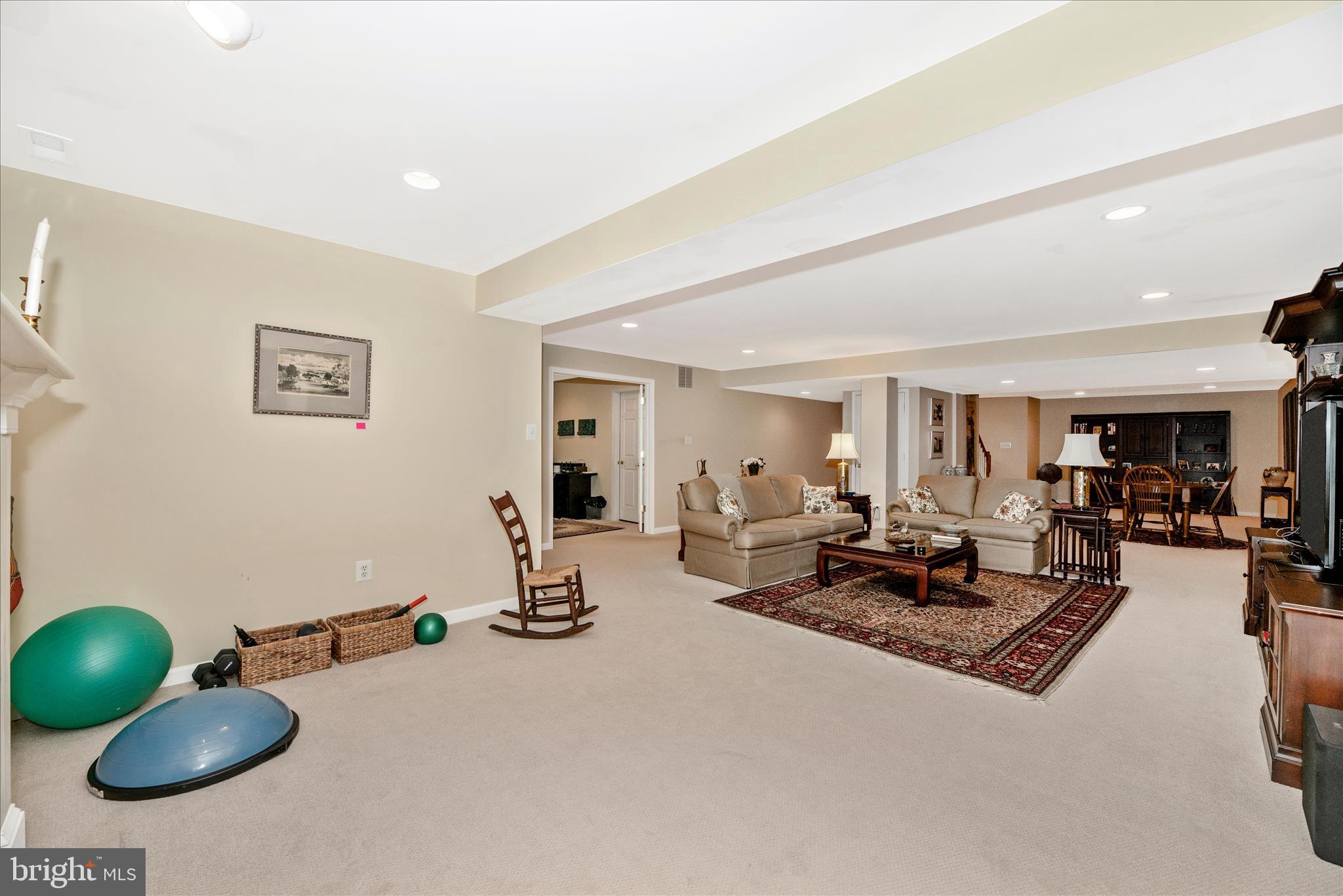 SIGNATURE CLUB AT GREENVIEW - Residential