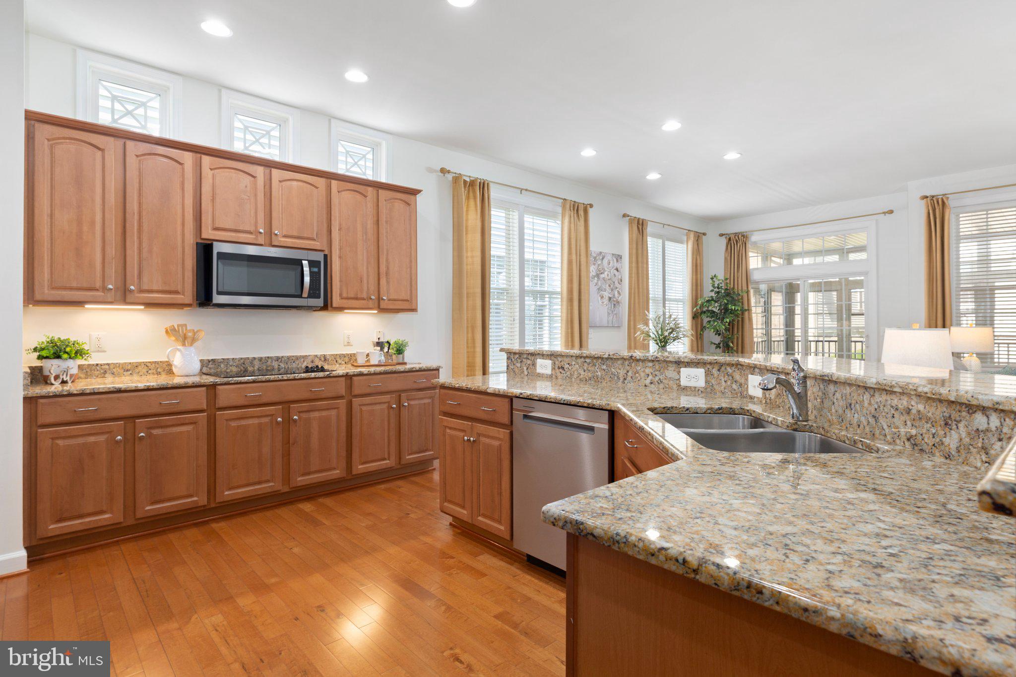 VIRGINIA HERITAGE AT LEE'S PARK - Residential