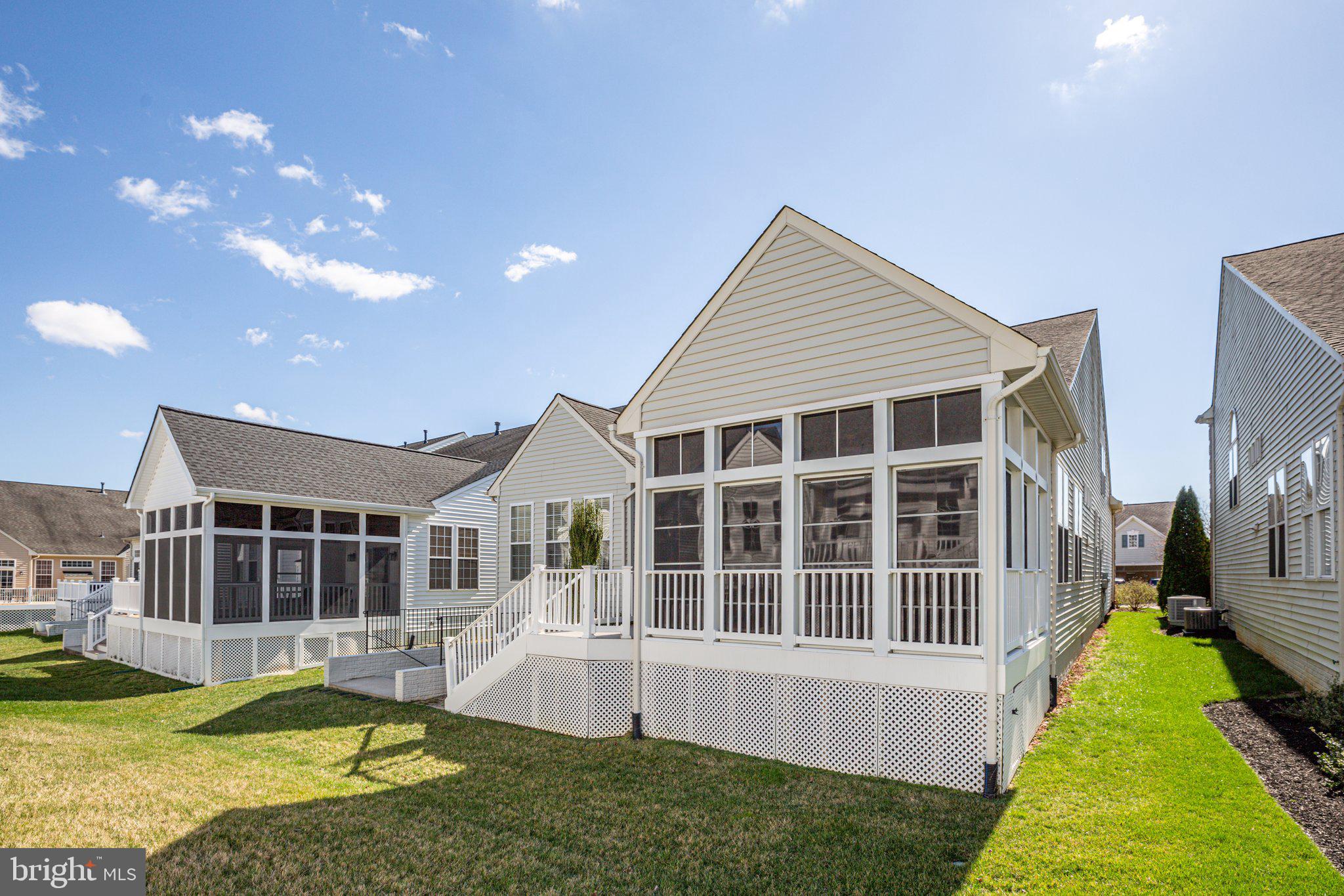 VIRGINIA HERITAGE AT LEE'S PARK - Residential