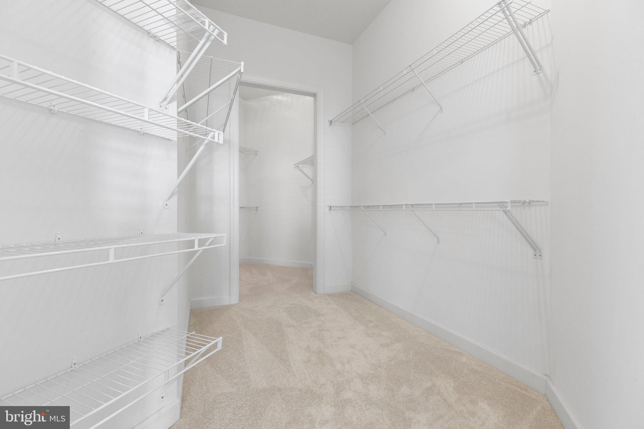 VIRGINIA HERITAGE AT LEE'S PARK - Residential