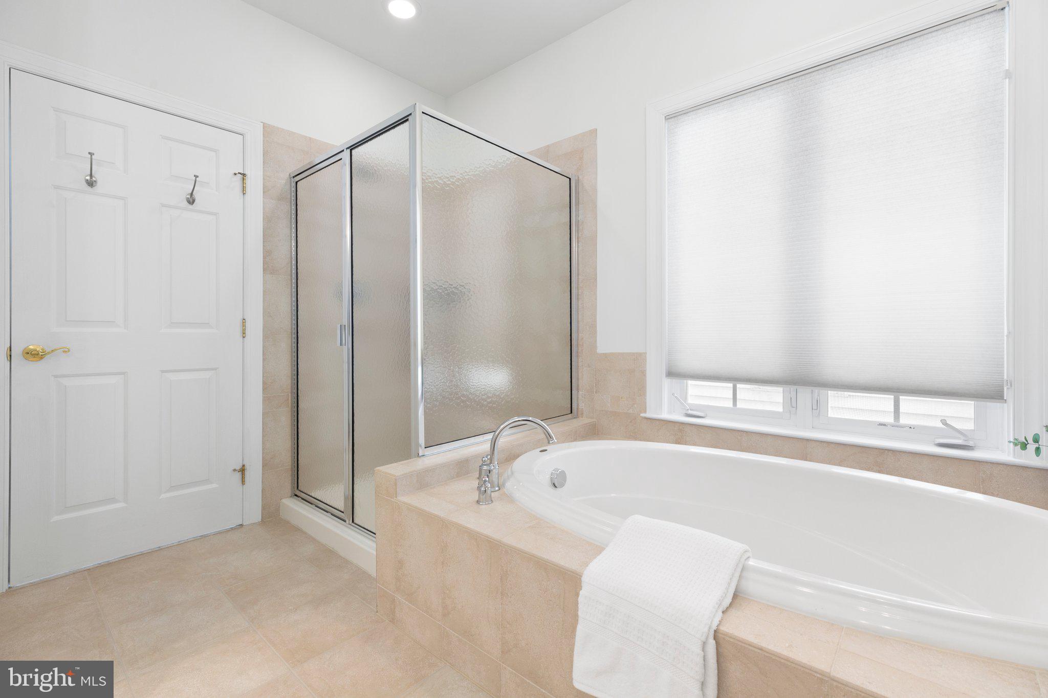 VIRGINIA HERITAGE AT LEE'S PARK - Residential