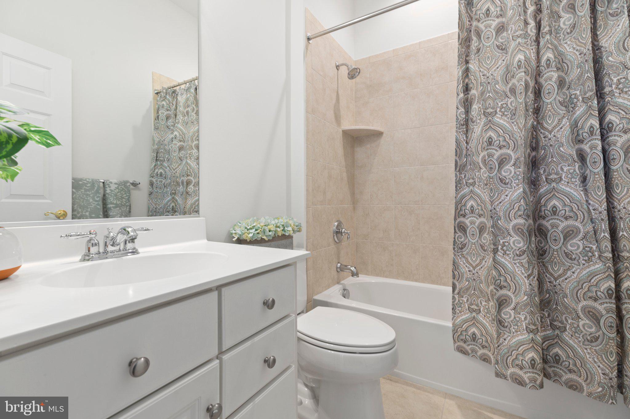 VIRGINIA HERITAGE AT LEE'S PARK - Residential