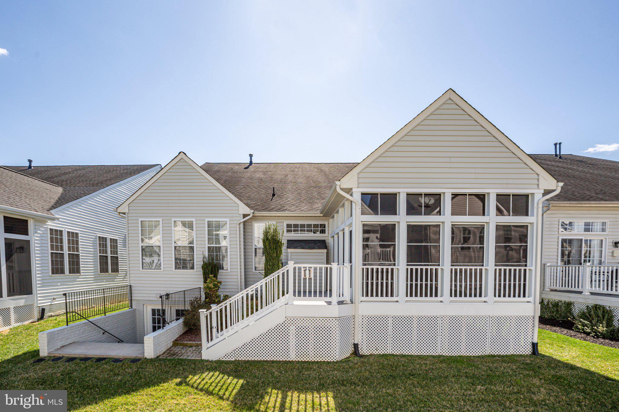 VIRGINIA HERITAGE AT LEE'S PARK - Residential