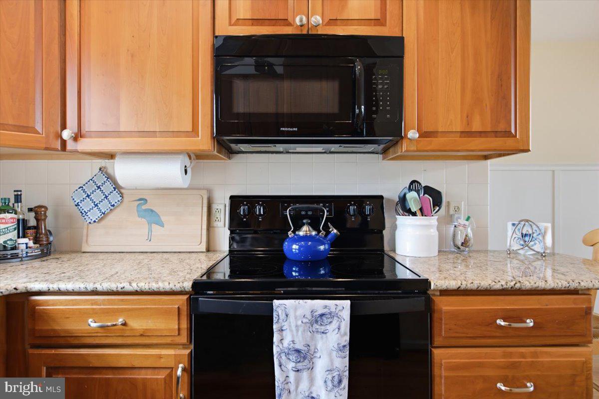 1 BAYVIEW ROAD B 12B