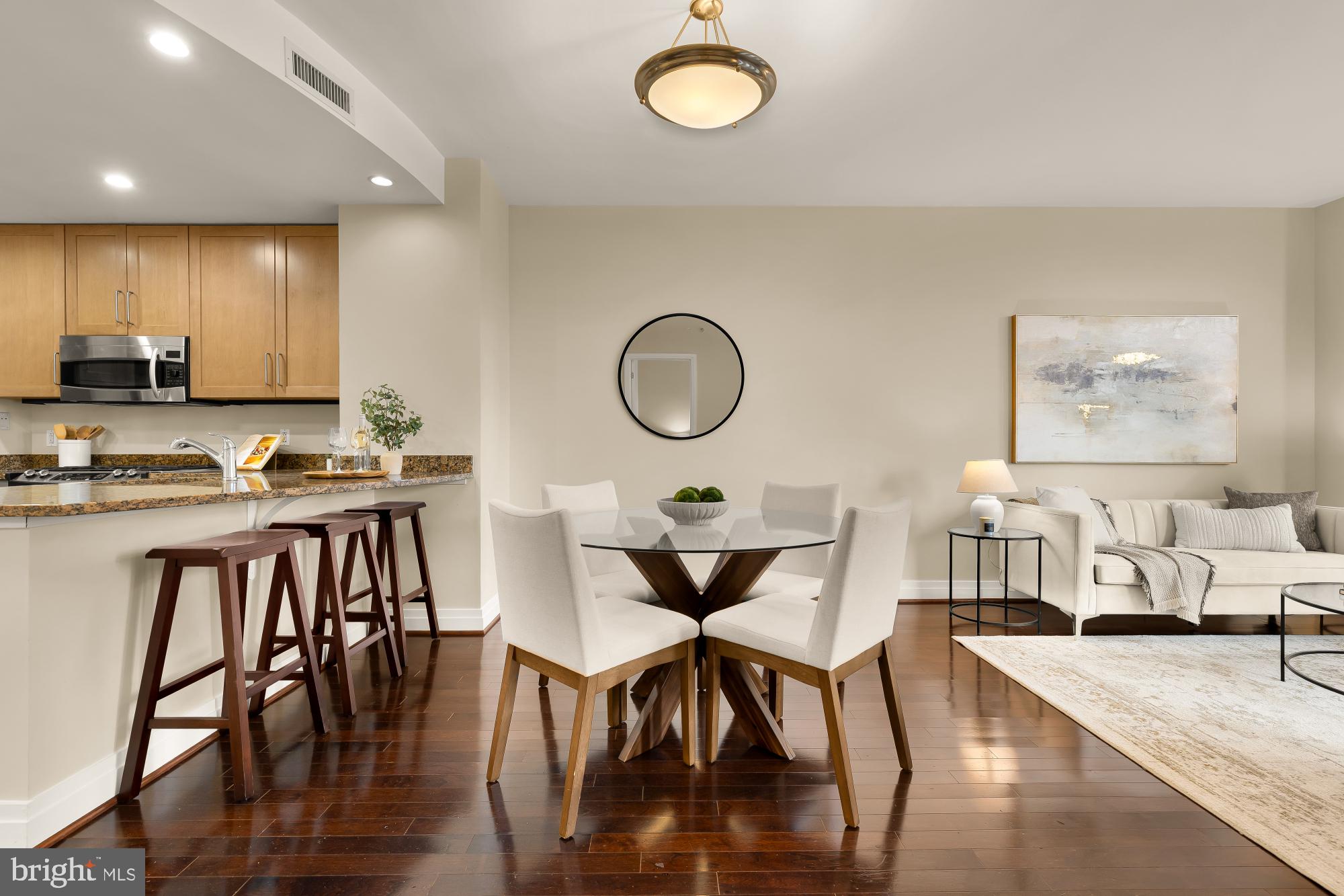 ONE PARK CREST - Residential