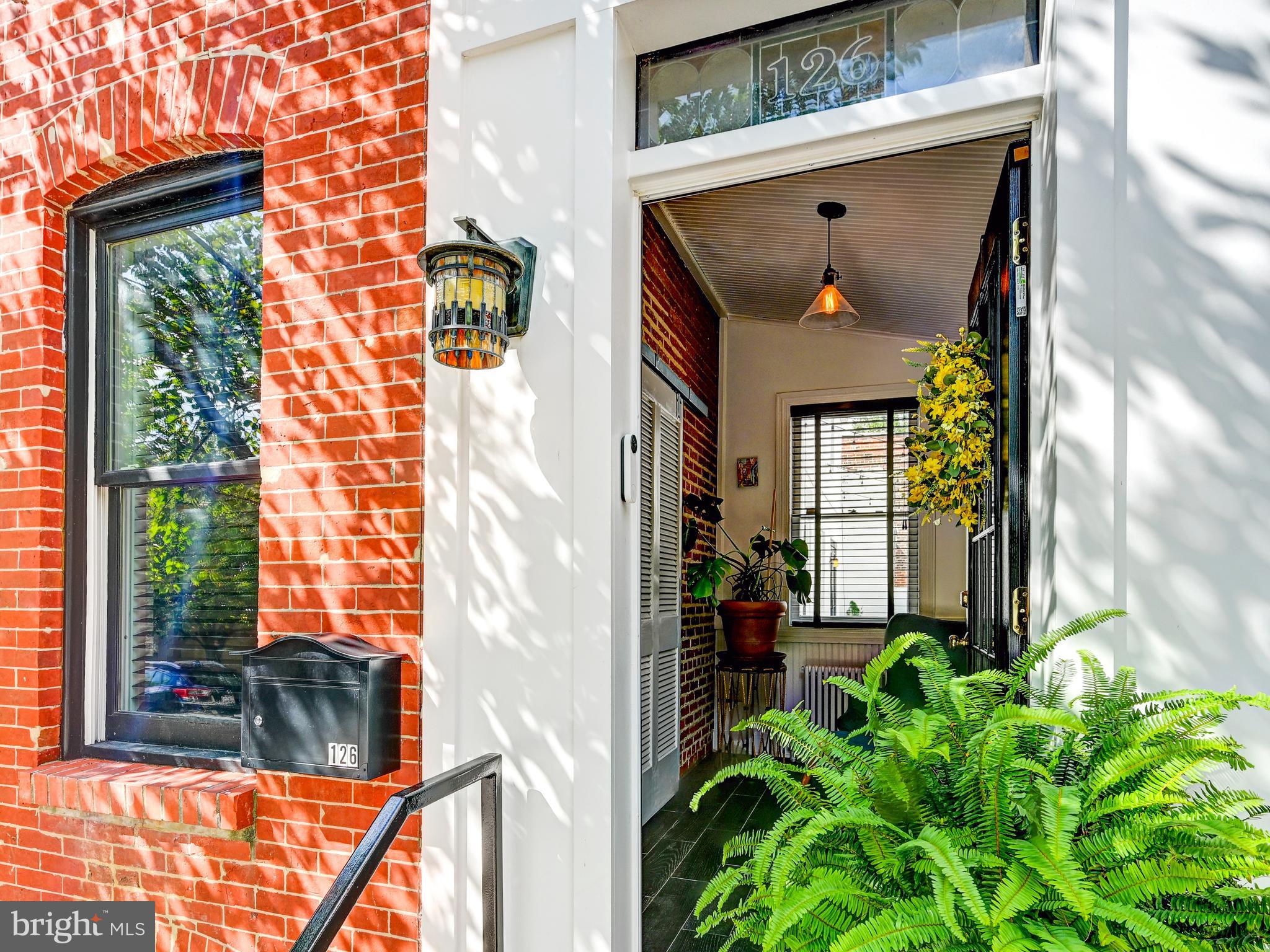 126 S CASTLE STREET