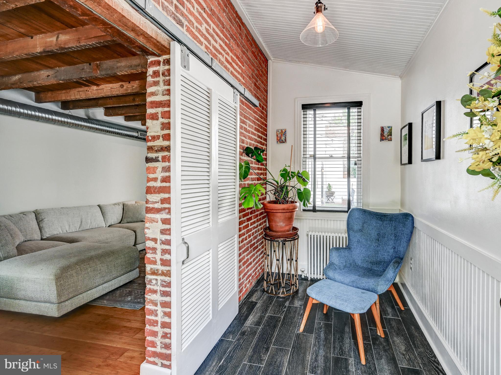 126 S CASTLE STREET